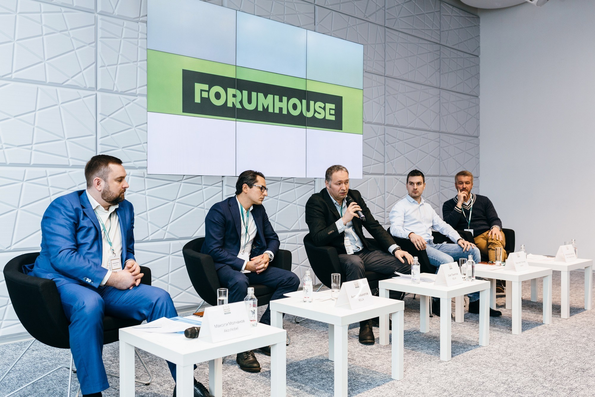 Фотограф на выставку в Москве, заказать услуги профессиональной фотосъёмки — Цены и стоимость услуг фотографа на съёмку выставки