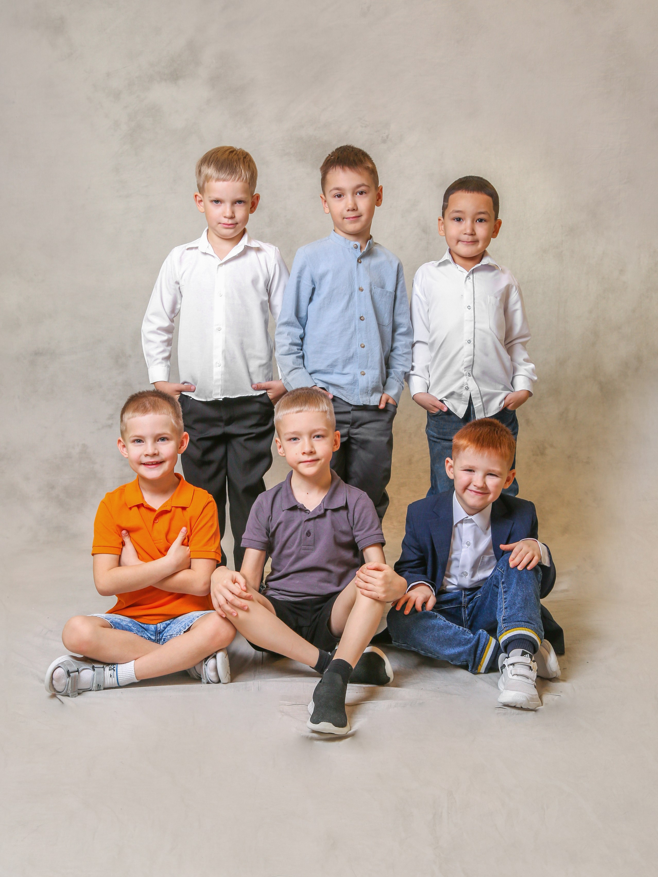 Выпускной альбом для детского сада "В кубе". Выпускные альбомы в Тюмени для школ, садов, вузов спортивных секций