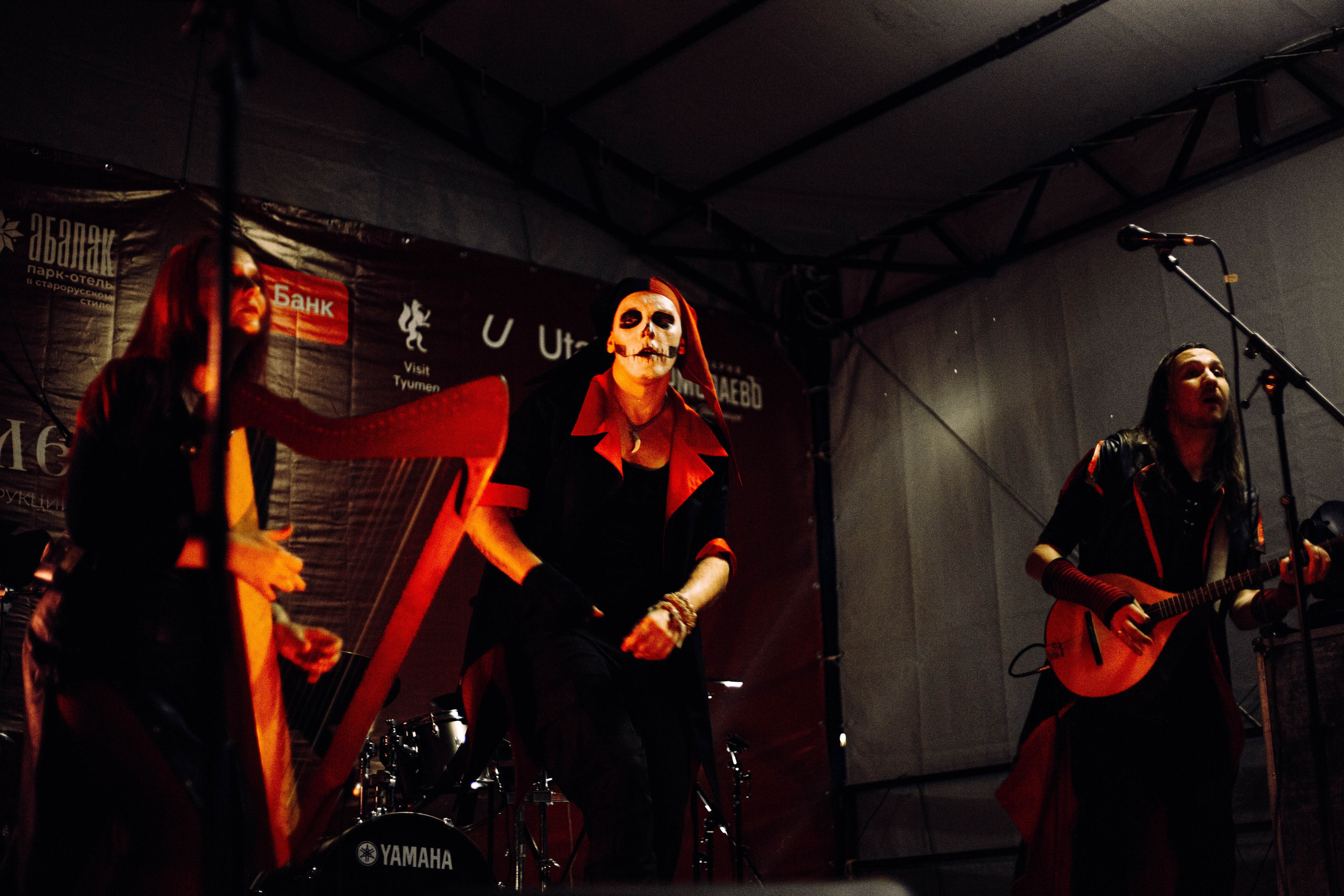 Фестиваль «Абалакское поле». Арт-фотограф Крис Л. в Тобольске: портрет, семейные, свадьбы