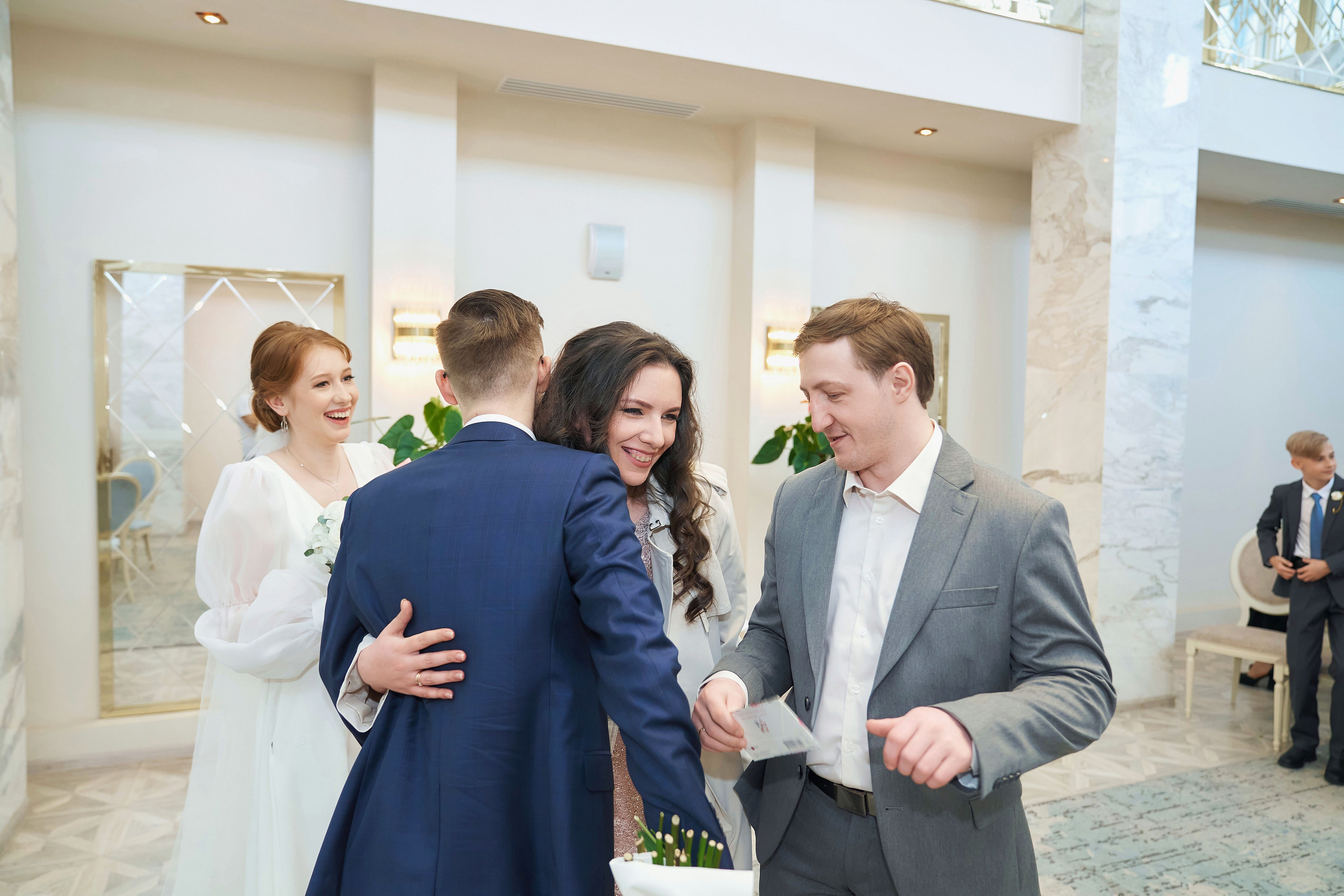 Свадебная Фотосессия в Савёловском ЗАГС и парке Речного Вокзала Москвы