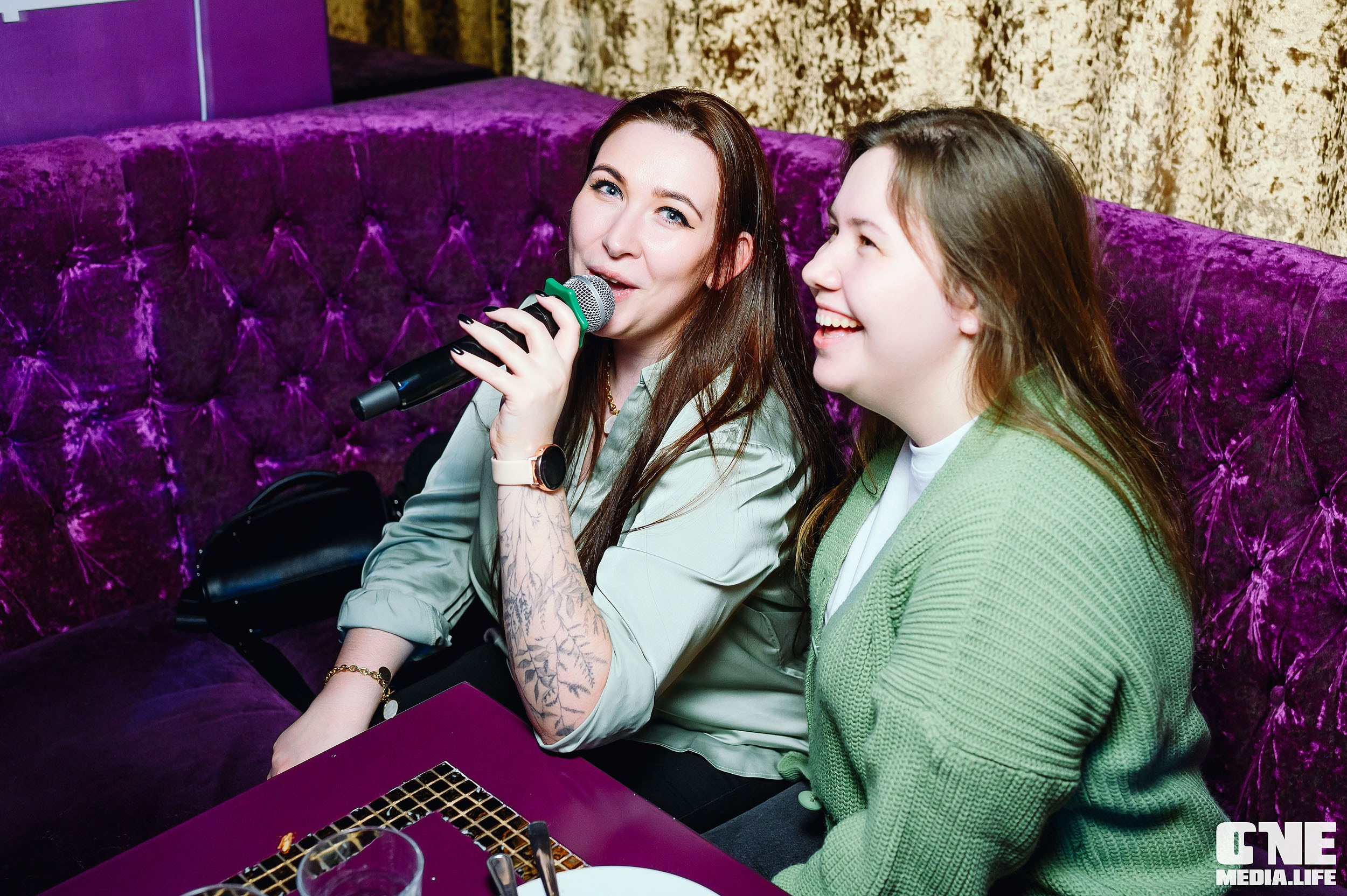 Фотоотчет из караоке-клуба Эйфория. One Media Life: фоторепортажи, фотоотчеты с мероприятий и заведений