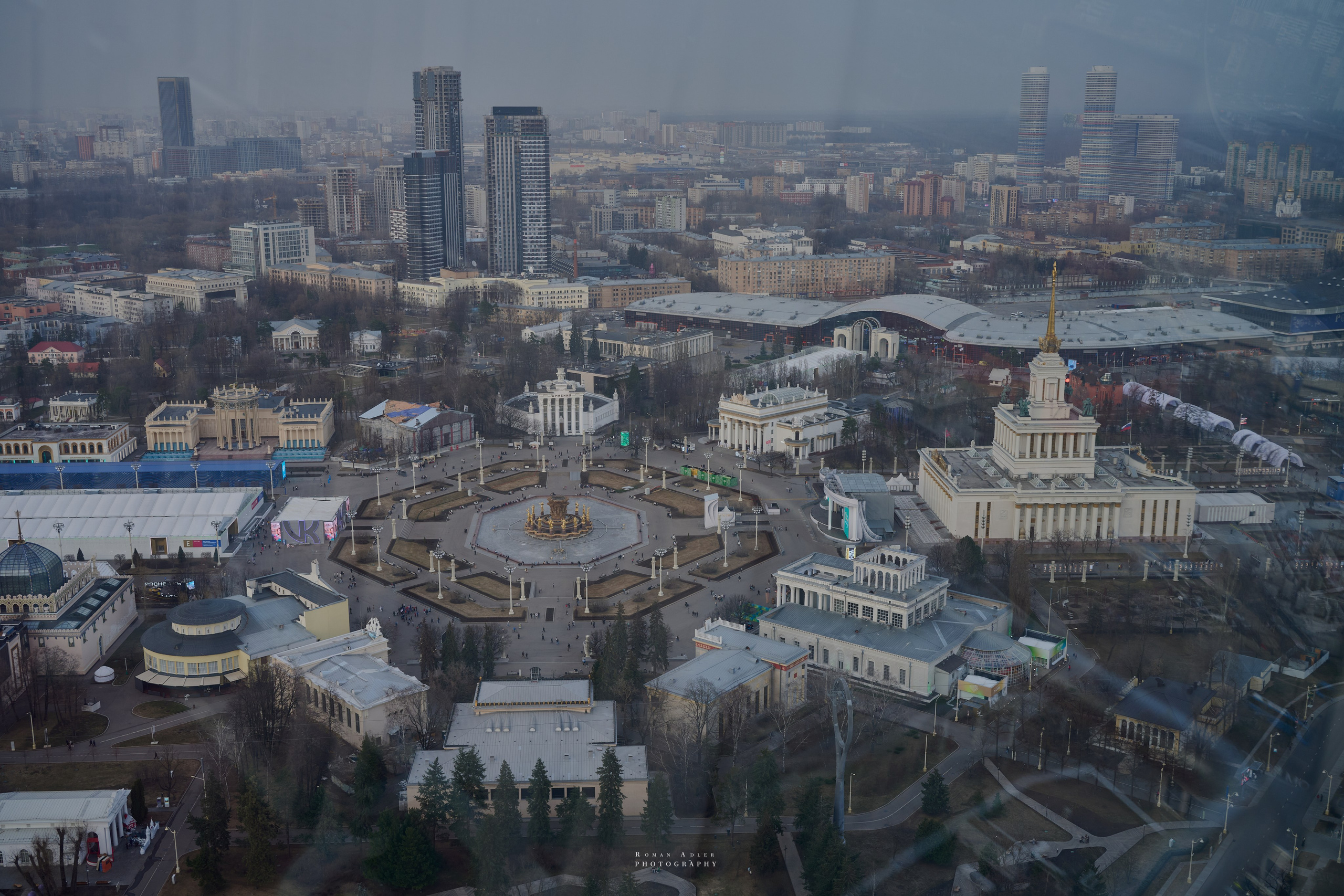 Солнце Москвы. Фотограф Роман Адлер