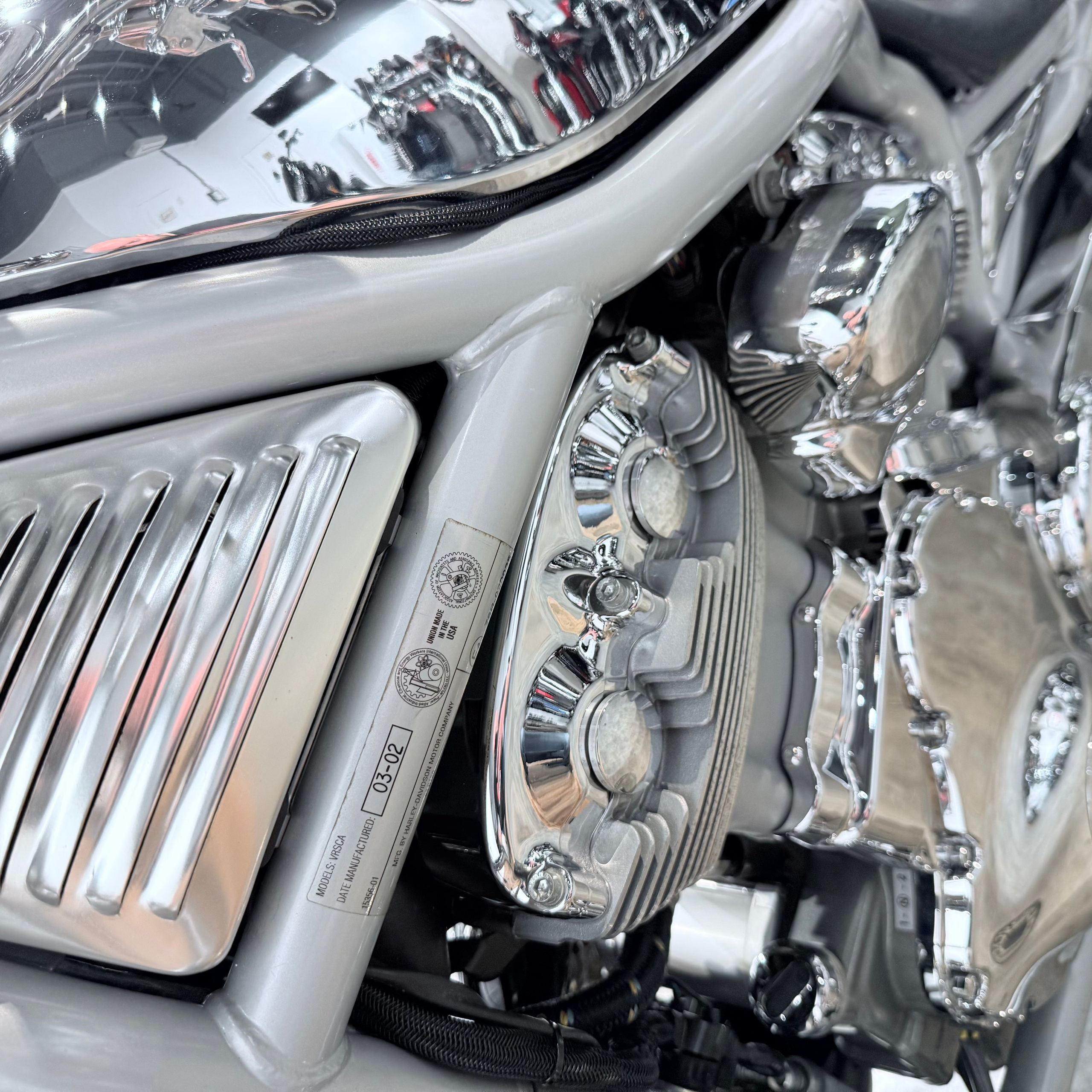 Купить Harley-Davidson 2002 V-ROD Chrоmе Limited Еditiоn (Softail/Dyna) — подробнее на сайте. Hello Davidson, Москва. Только хорошие мотоц