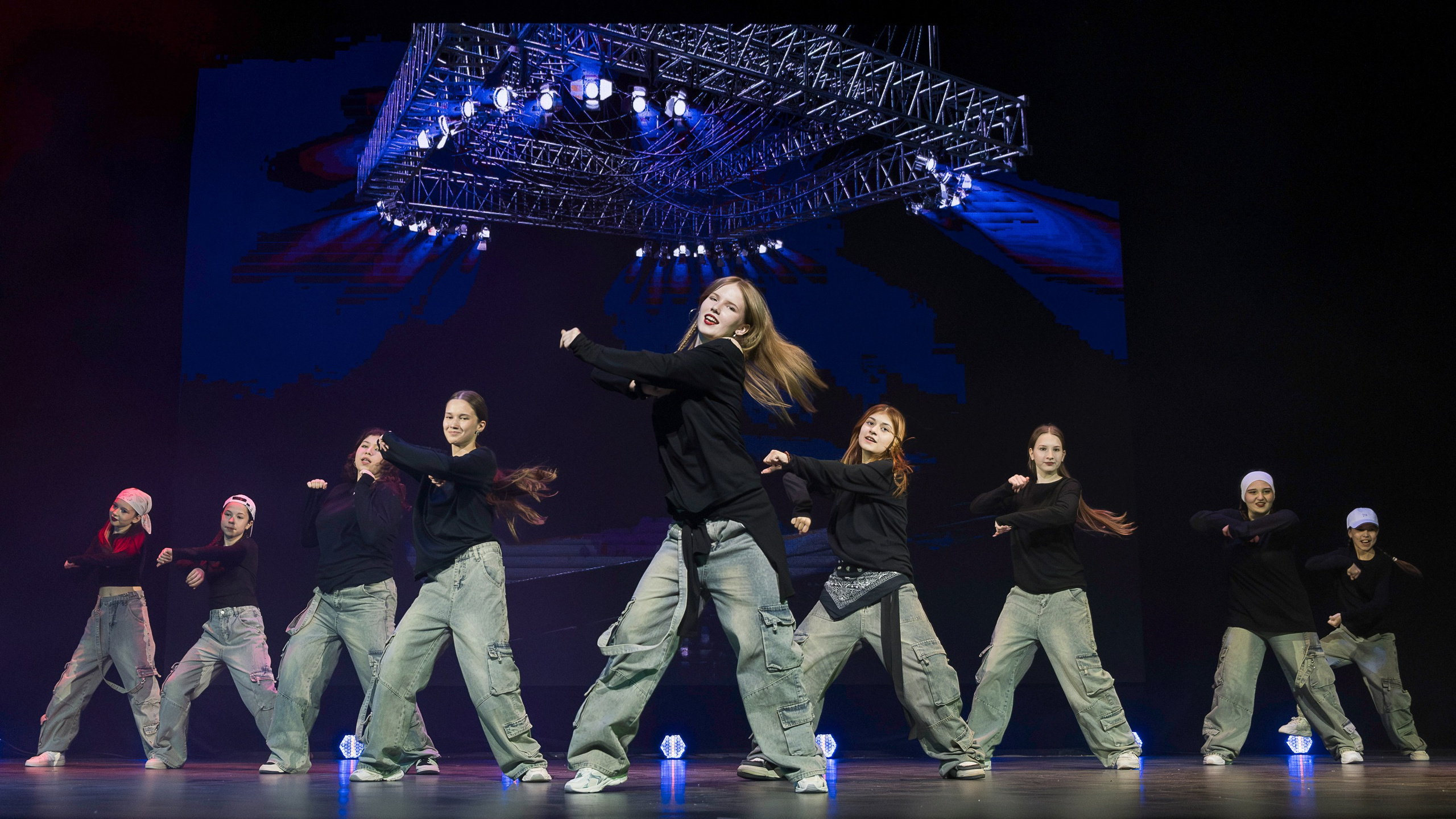 Junix 2025. Репортажный фотограф в Казани Павел Серпокрылов