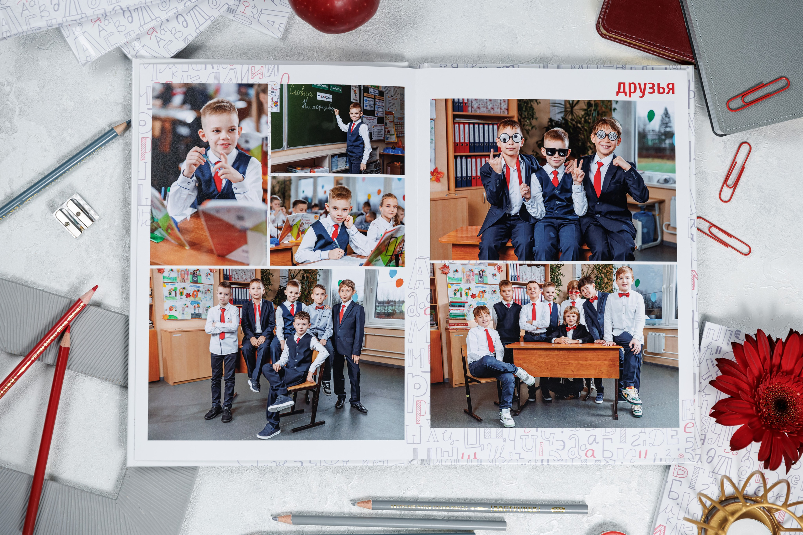 Выпускные альбомы 4 класс. Семейный и детский фотограф Комина Елена, Власиха, Одинцово