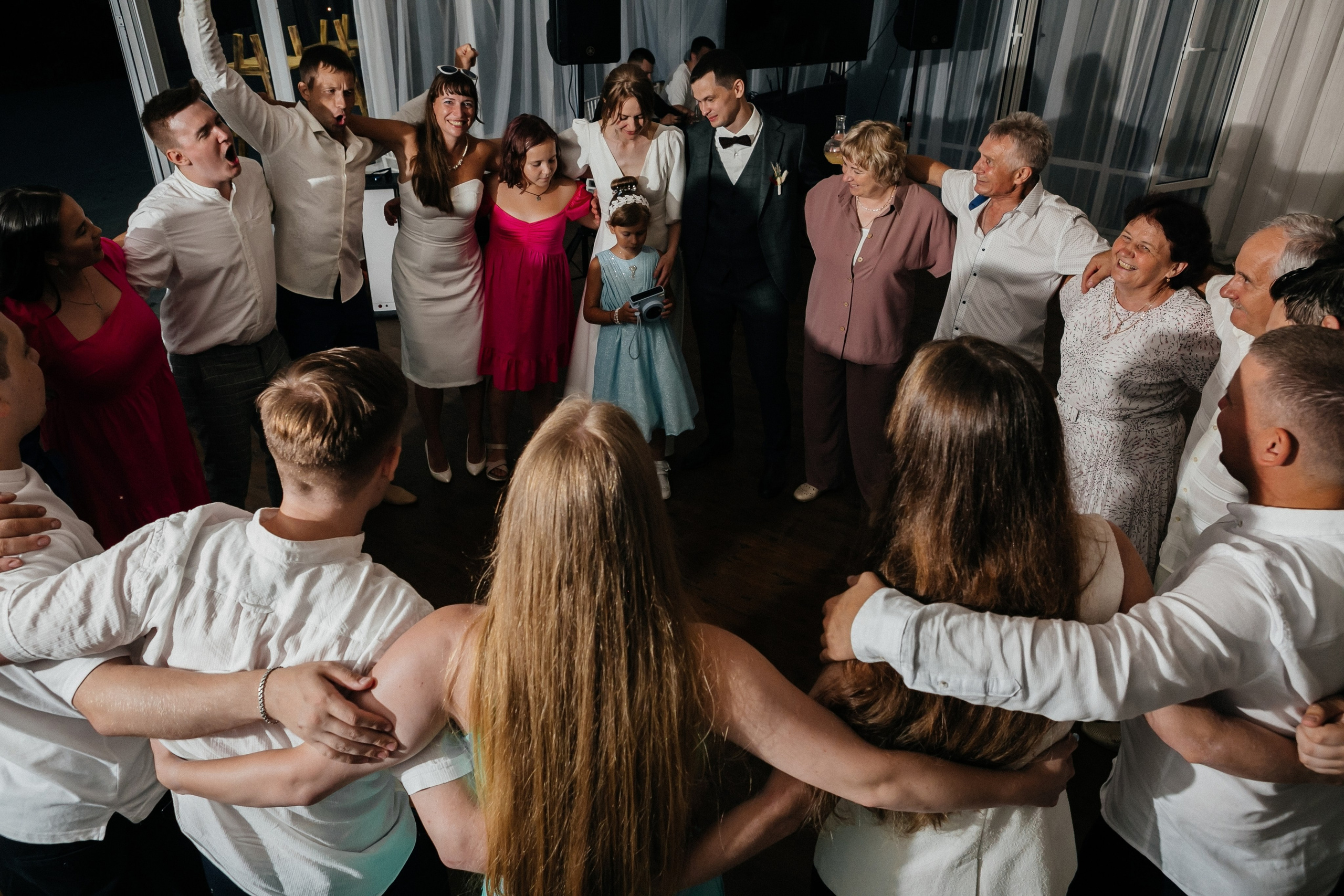 Анонс свадьбы Антона и Софии. Свадебный и семейный фотограф Елена Иштулкина