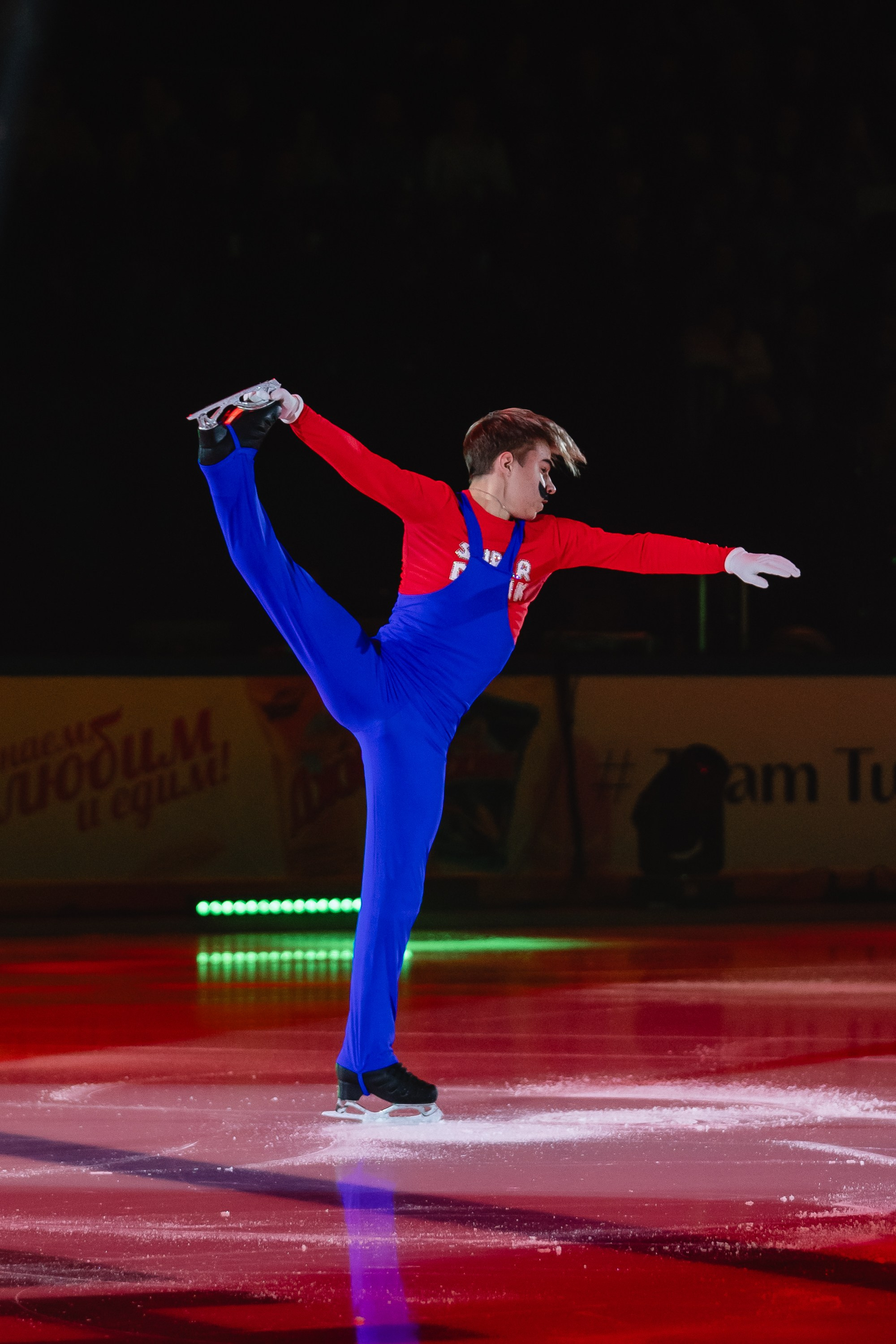 Шоу «Чемпионы на льду» в Новосибирске. Воробьева Ксения — Спортивный и танцевальный фотограф Новосибирск