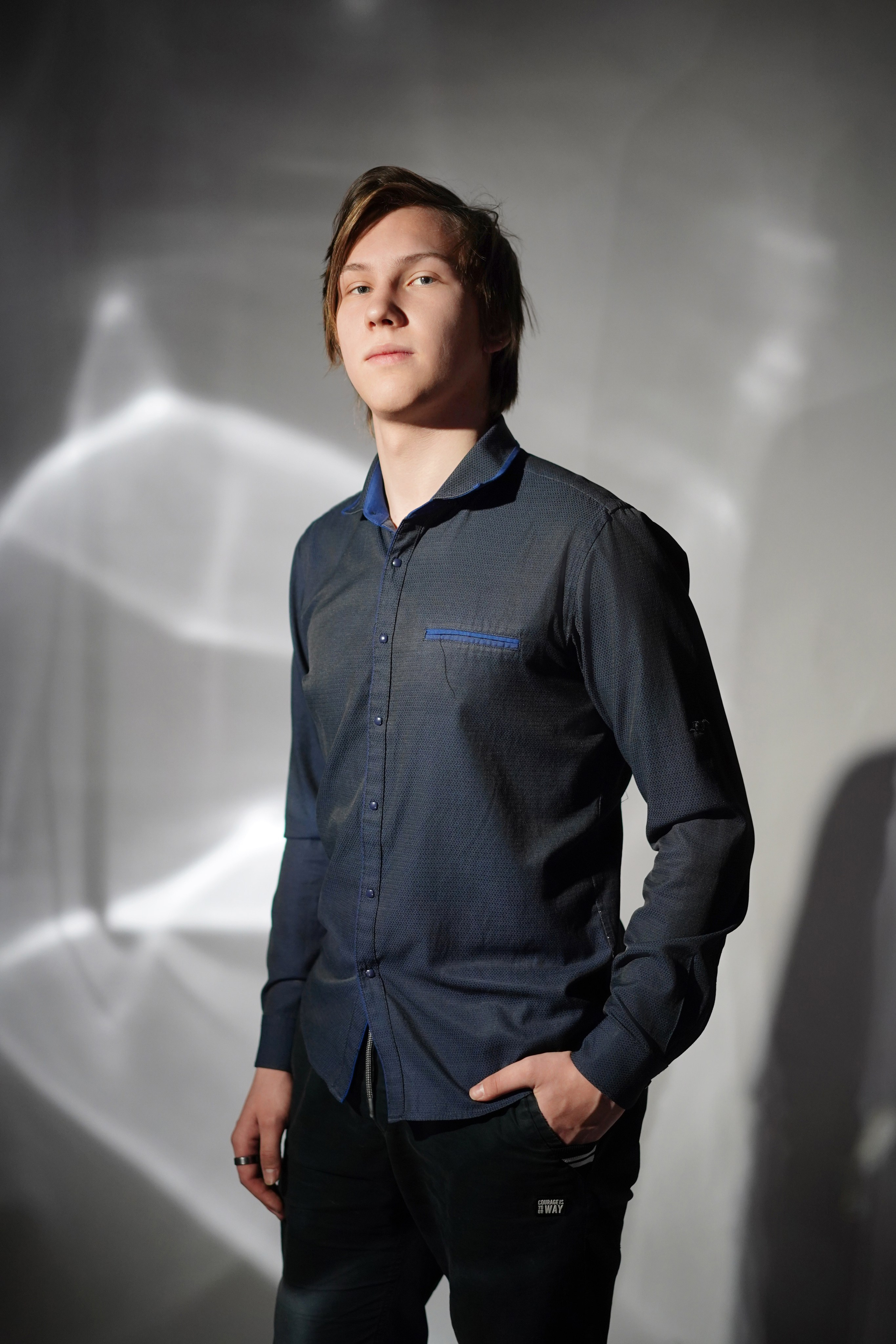 Стиль портрета в студии. GOTRA — выпускные альбомы в Тюмени