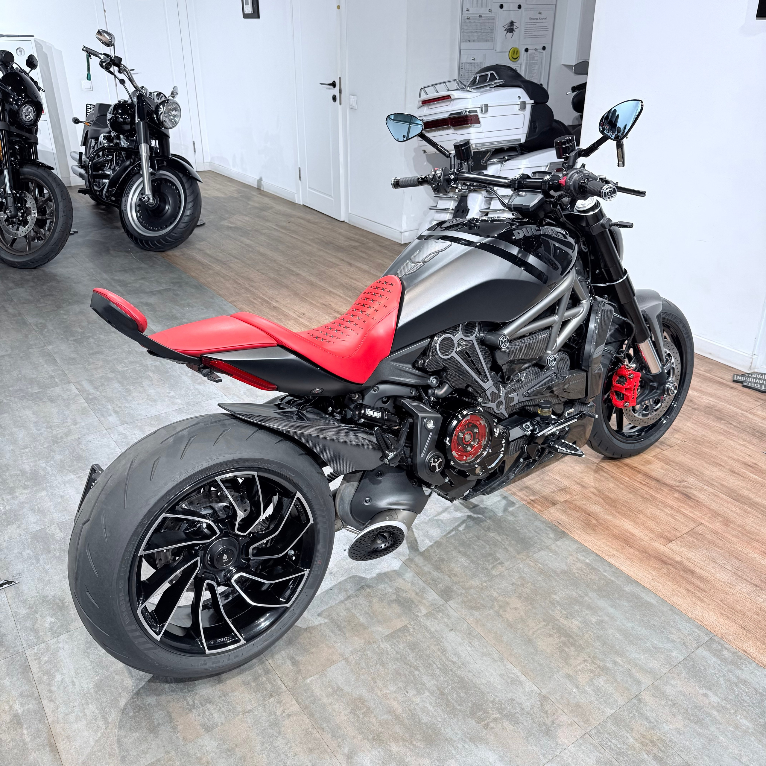 2016 DUCATI xDiavel S NERA Edition. Hello Davidson, Москва. Только хорошие мотоциклы…