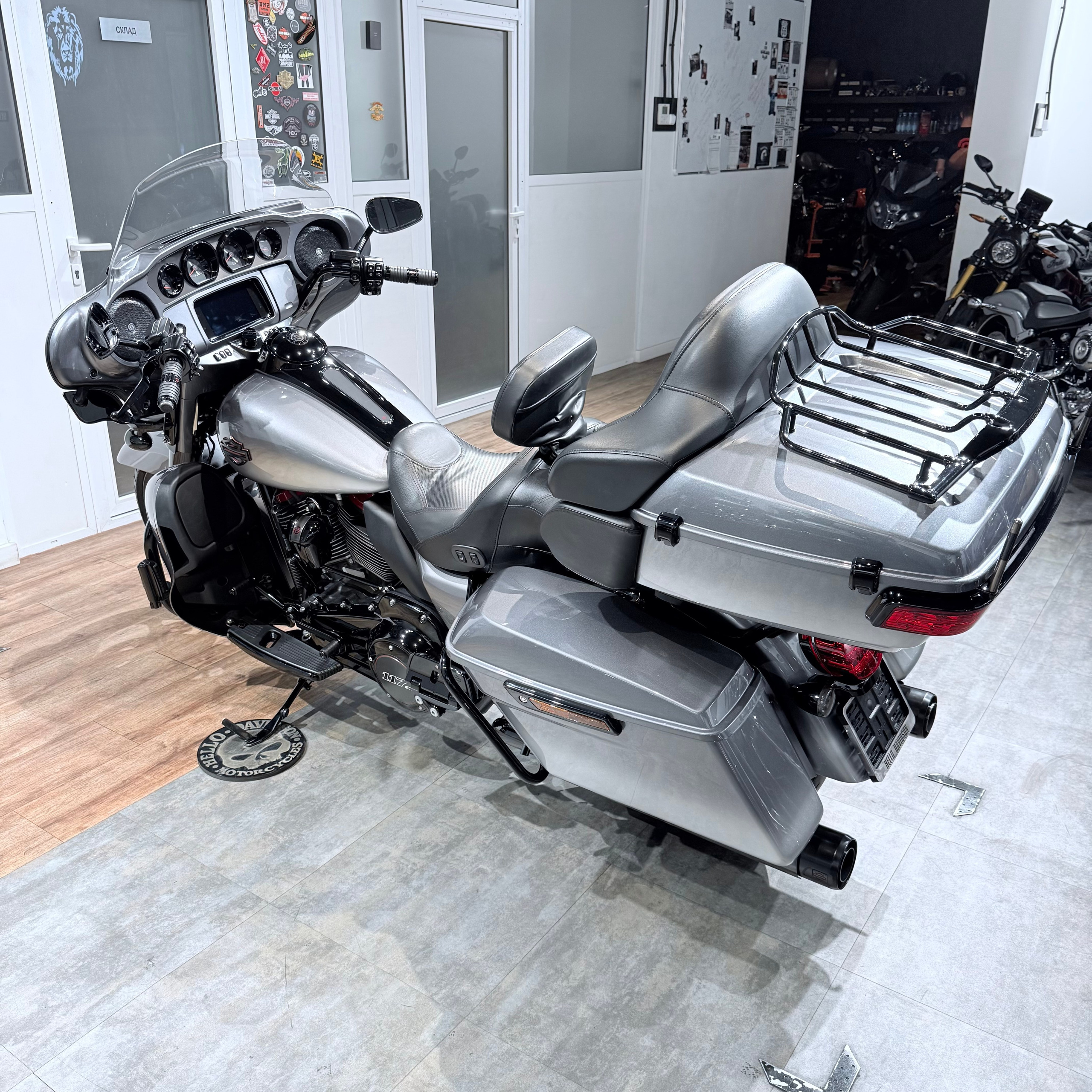 СVО Еlесtrа Glide Limited 117 Маgic Gray Fаde. Hello Davidson, Москва. Только хорошие мотоциклы…