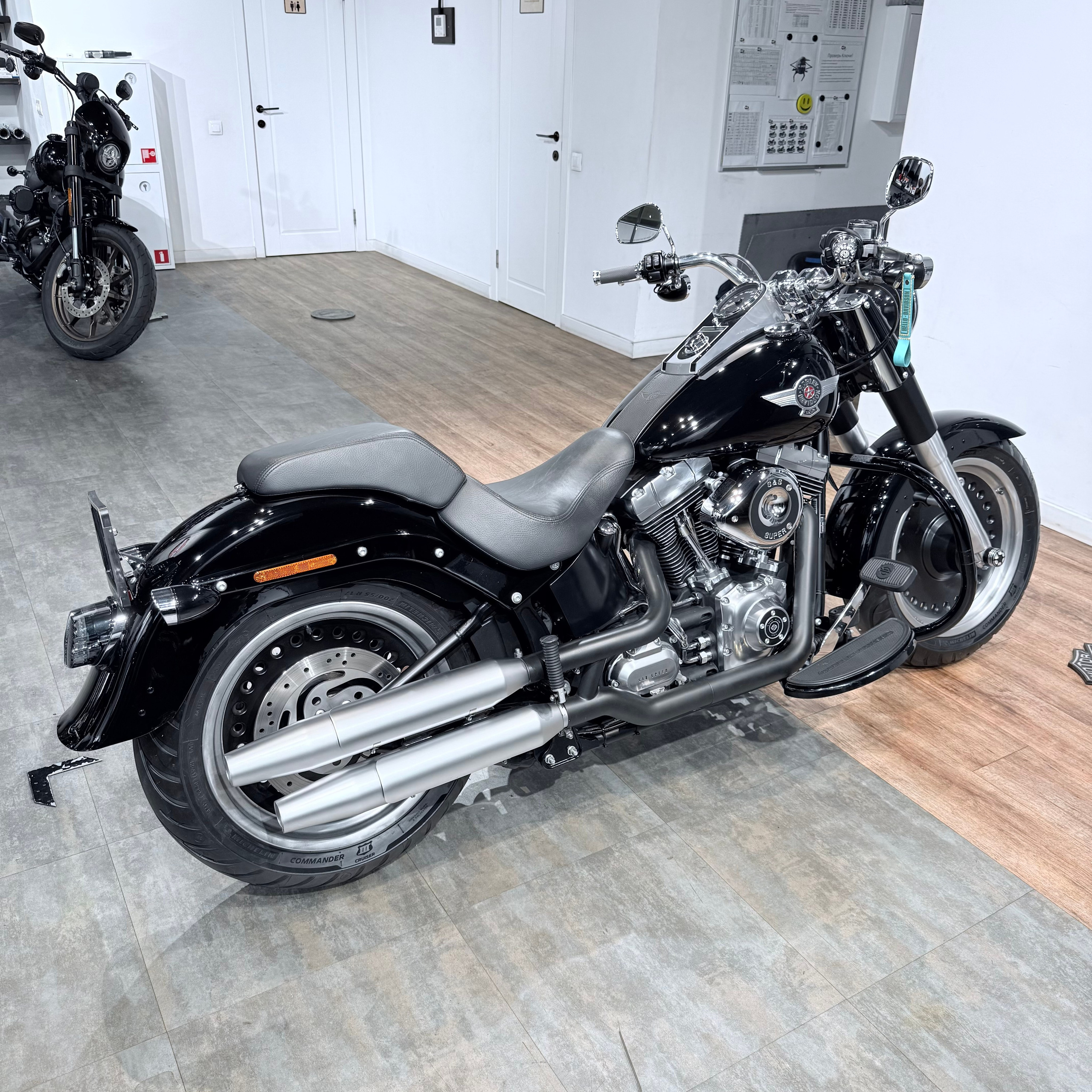 2012 Fat Boy АВS Вlаck Edition. Hello Davidson, Москва. Только хорошие мотоциклы…