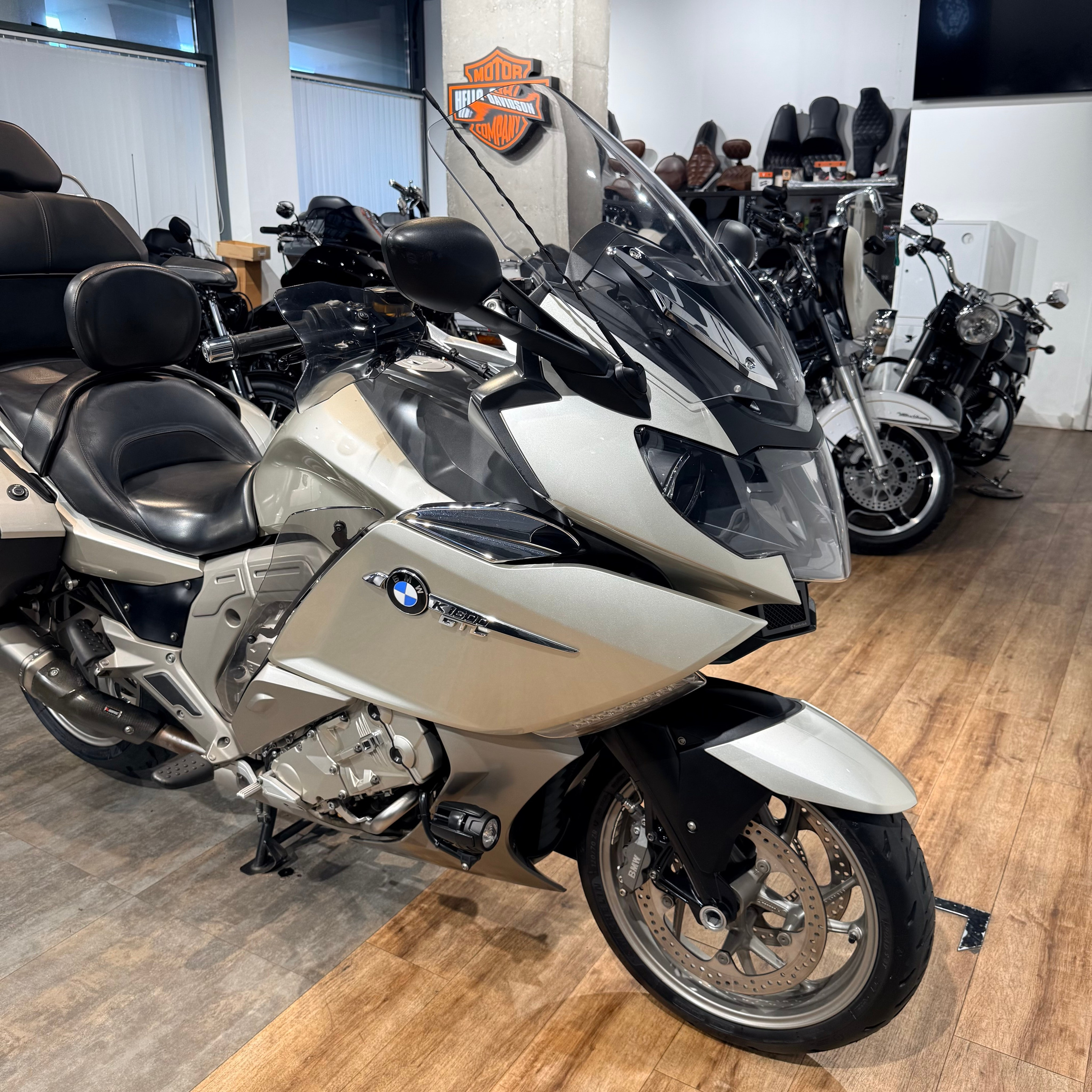 2013 ВМW К1600GTL Exclusive. Hello Davidson, Москва. Только хорошие мотоциклы…
