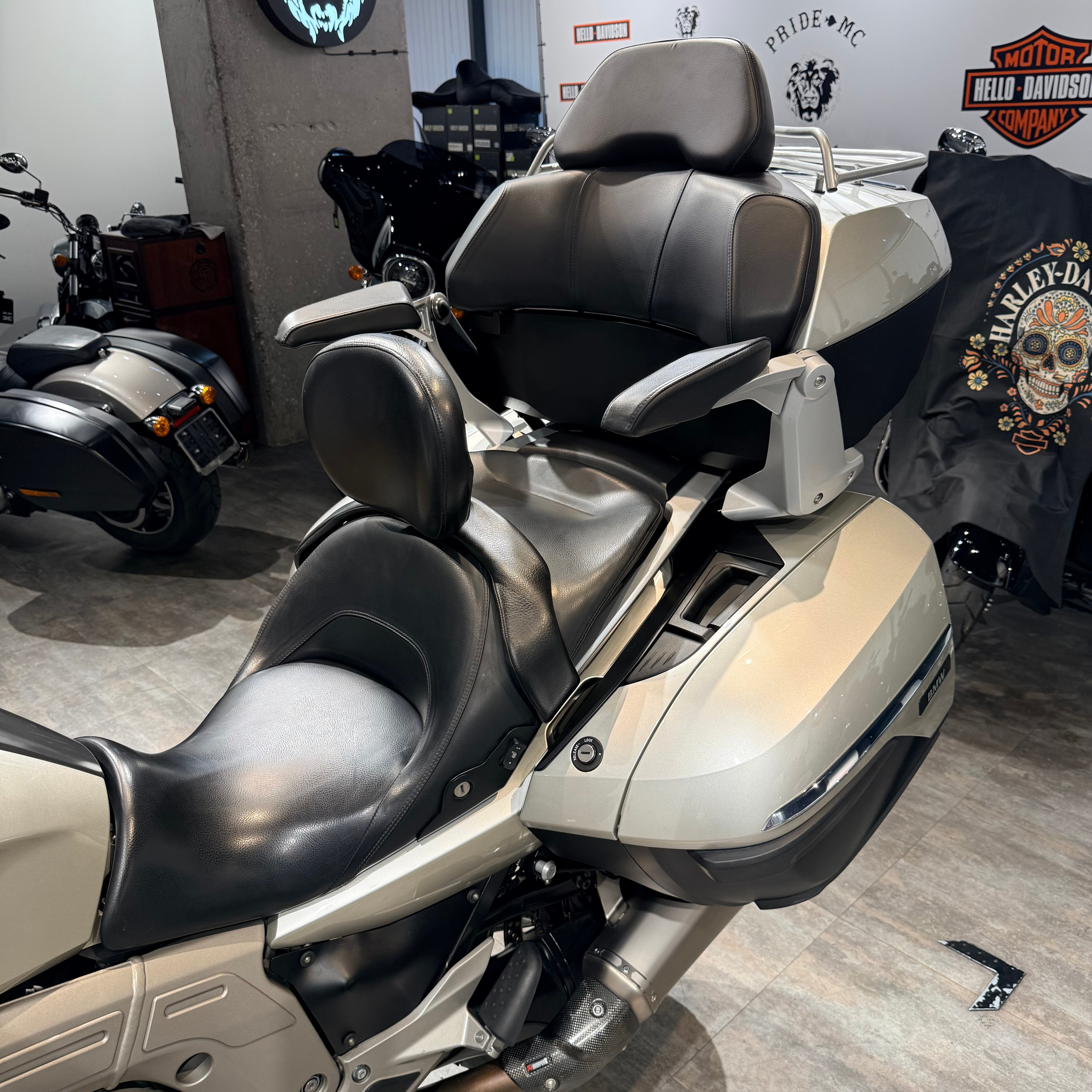 2013 ВМW К1600GTL Exclusive. Hello Davidson, Москва. Только хорошие мотоциклы…