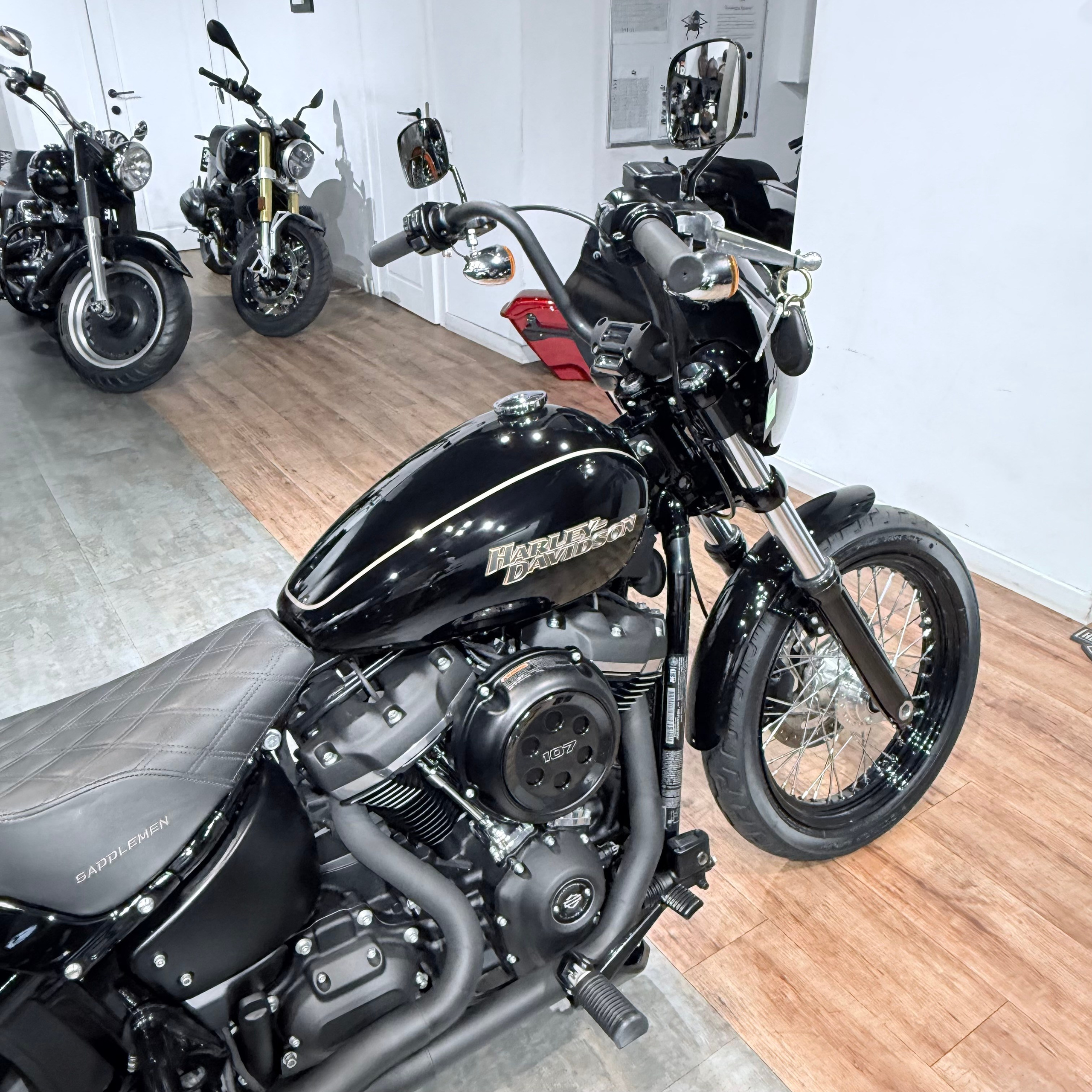 Купить 2018 HD Street Bob 107 Vivid Вlасk 21K (VIN 1HD***3259)