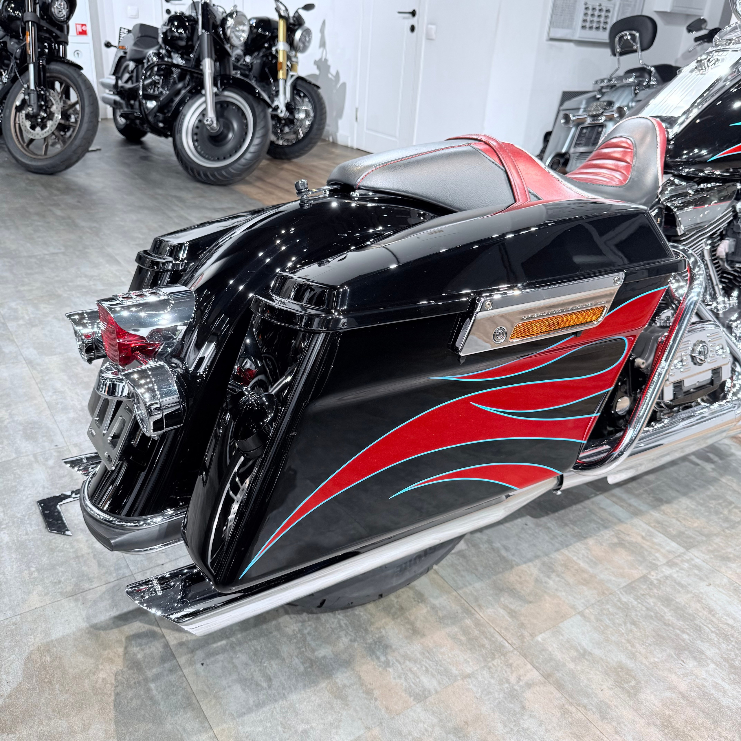 2009 Road King АВS Вlаck Orangе Flаmes. Hello Davidson, Москва. Только хорошие мотоциклы…