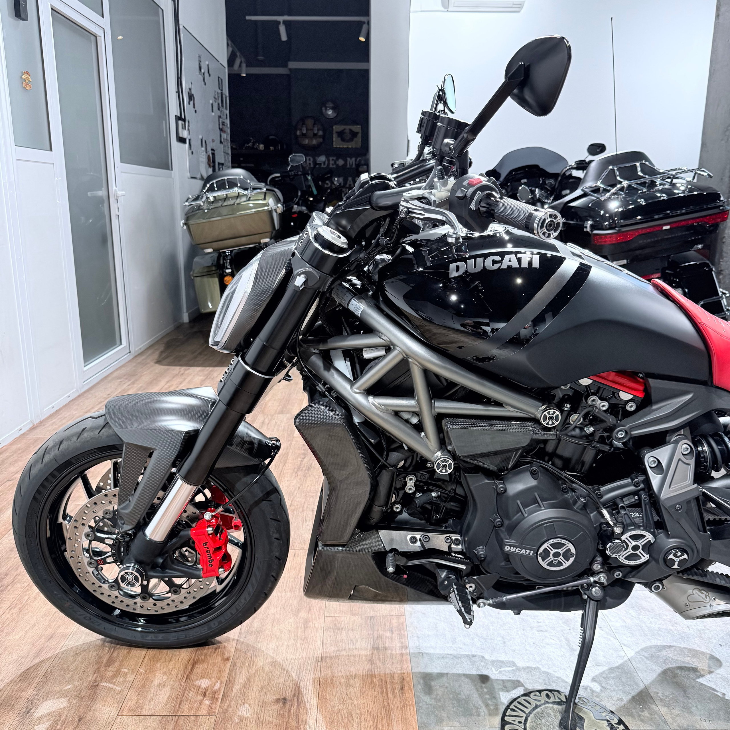 2016 DUCATI xDiavel S NERA Edition. Hello Davidson, Москва. Только хорошие мотоциклы…