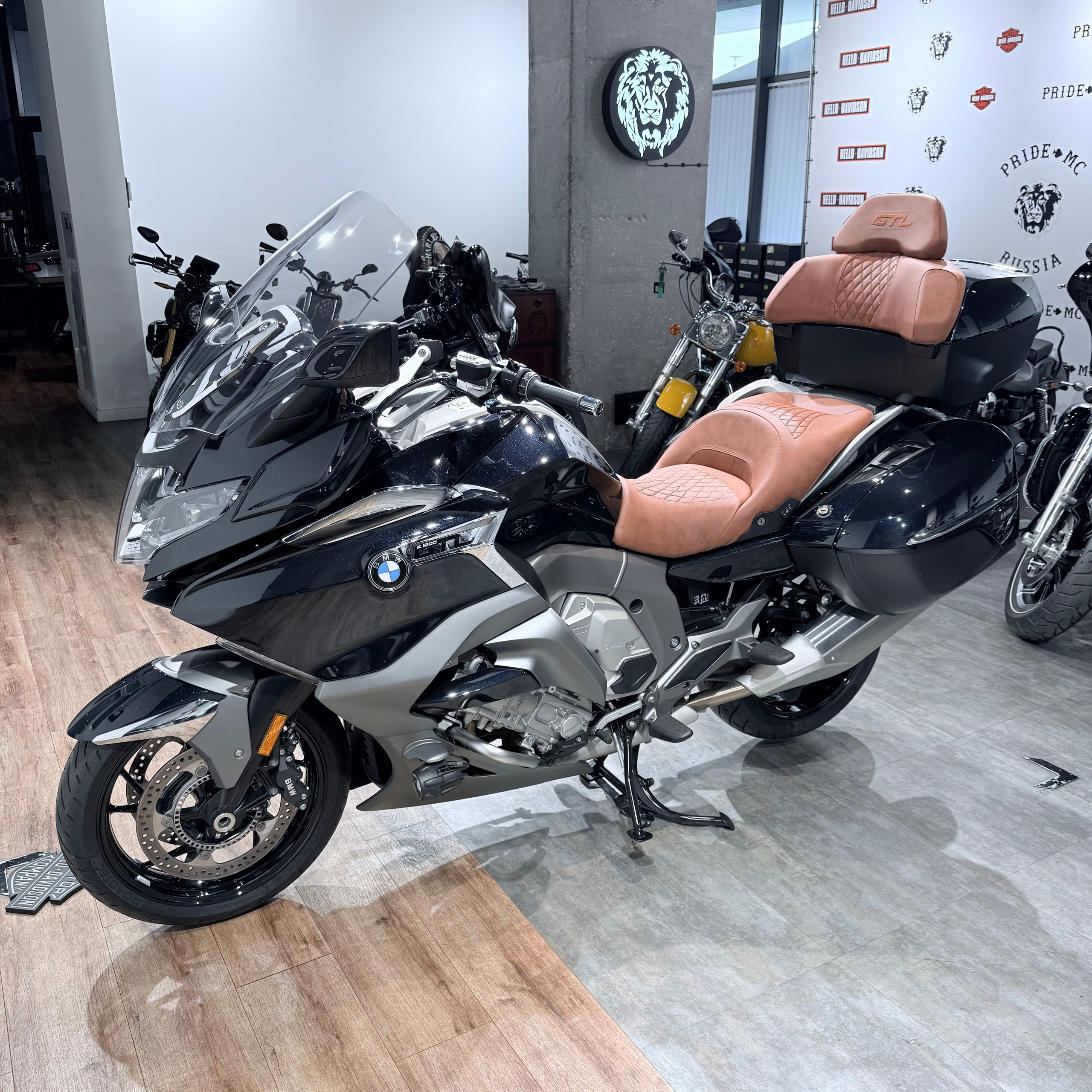 2022 ВМW К1600GТL Вlасk Storm Ехсlusive. Hello Davidson, Москва. Только хорошие мотоциклы…