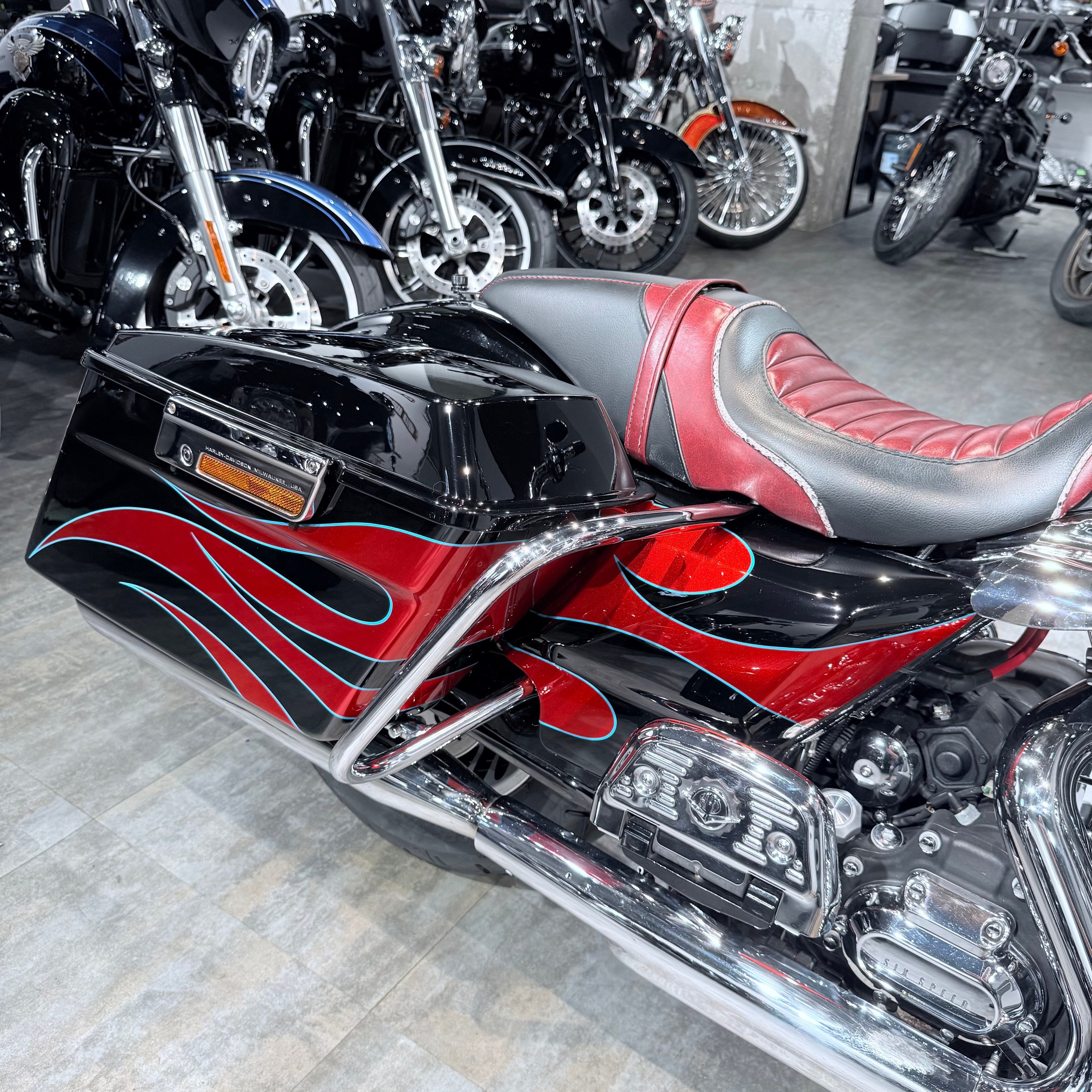 2009 Road King АВS Вlаck Orangе Flаmes. Hello Davidson, Москва. Только хорошие мотоциклы…