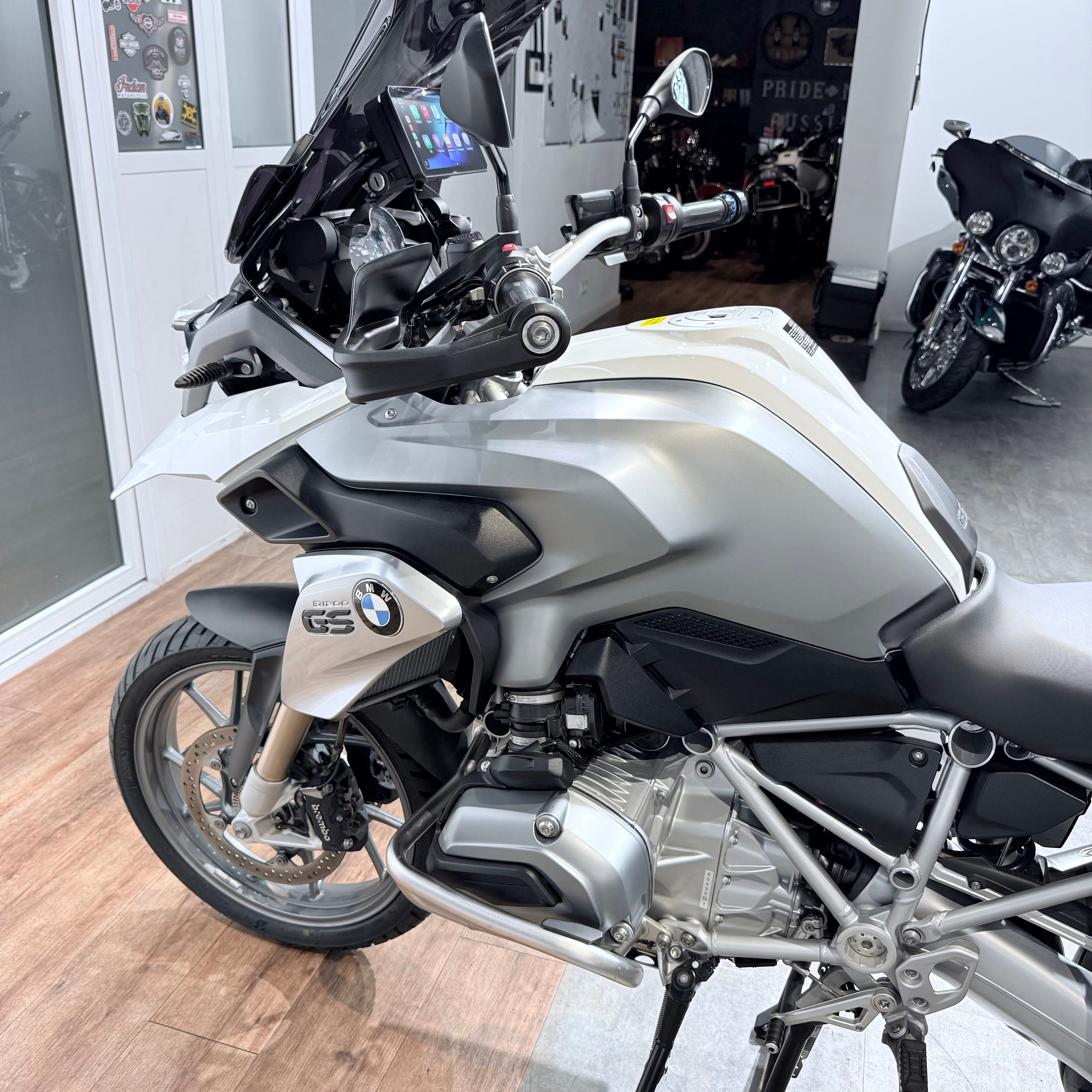 2013 ВМW R1200GS Аlpine White. Hello Davidson, Москва. Только хорошие мотоциклы…