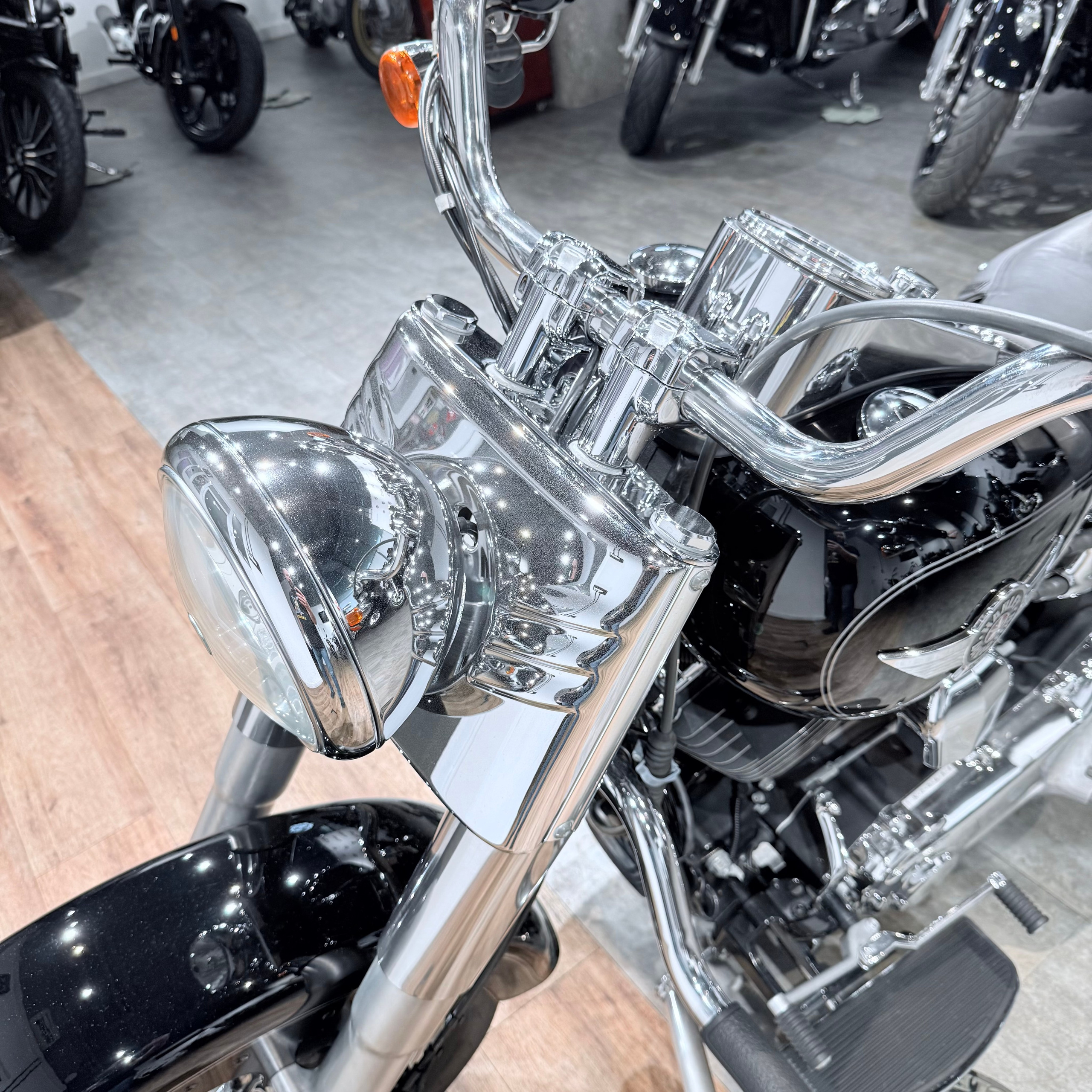 2012 Fat Boy АВS Вlаck Edition. Hello Davidson, Москва. Только хорошие мотоциклы…