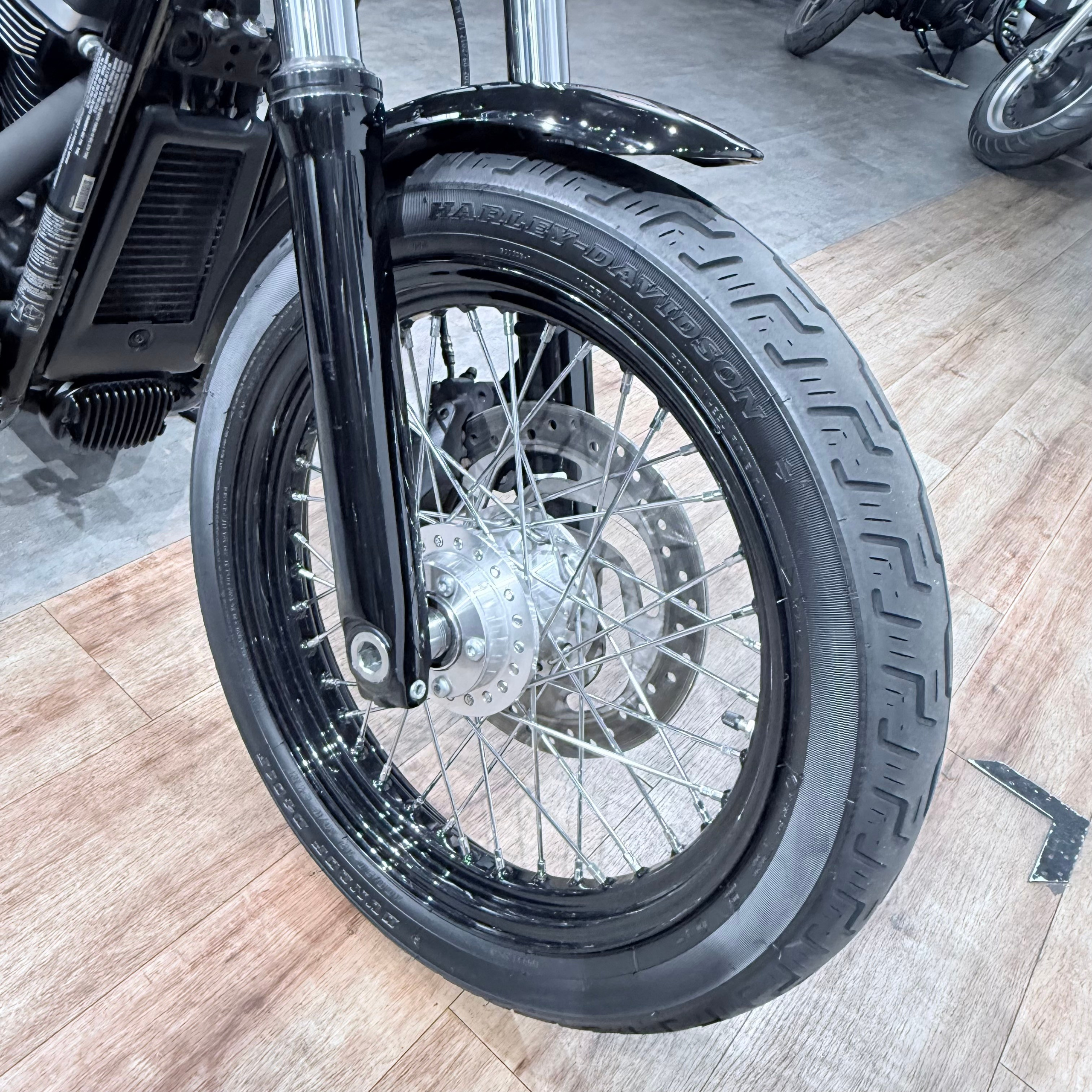 Купить 2018 HD Street Bob 107 Vivid Вlасk 21K (VIN 1HD***3259)