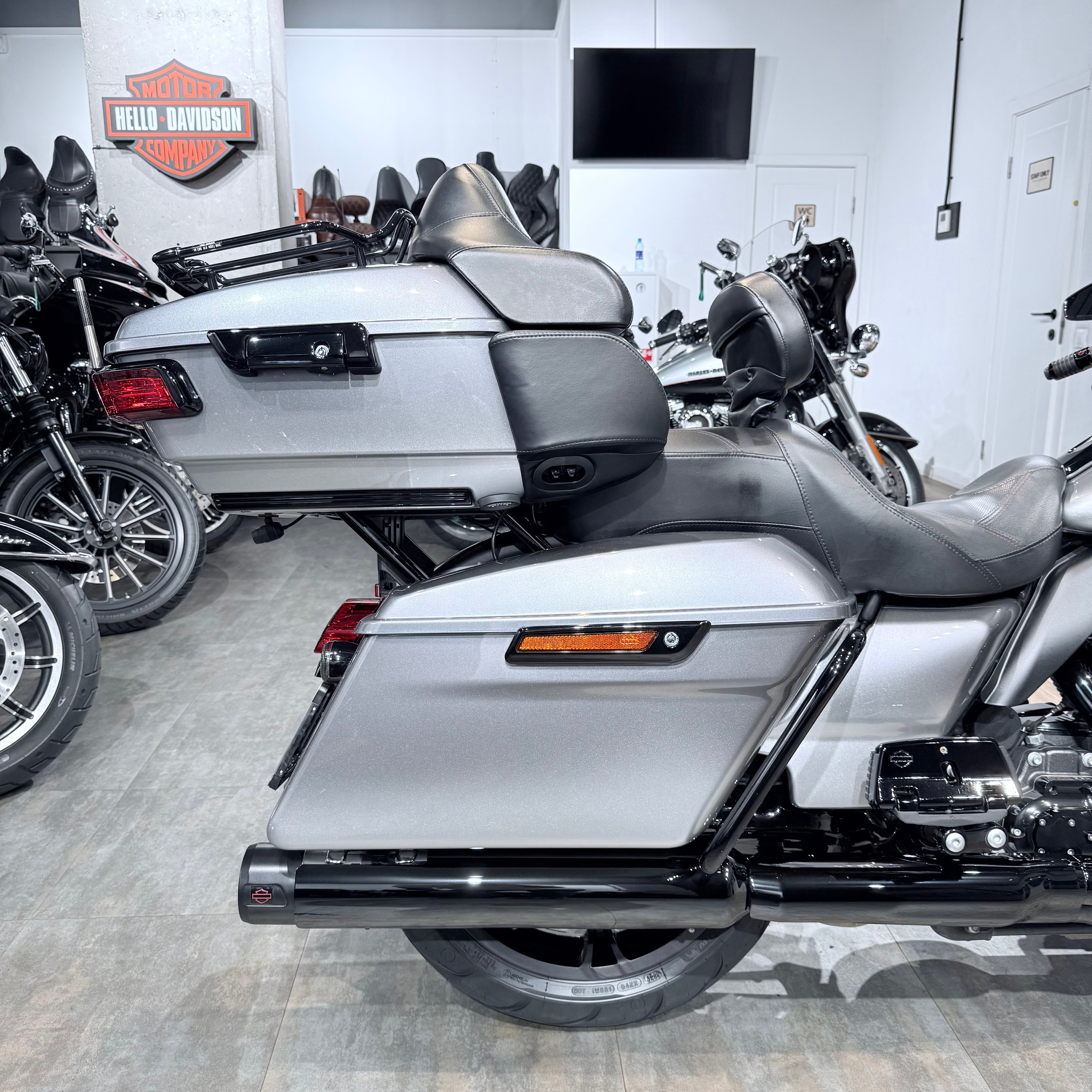 СVО Еlесtrа Glide Limited 117 Маgic Gray Fаde. Hello Davidson, Москва. Только хорошие мотоциклы…