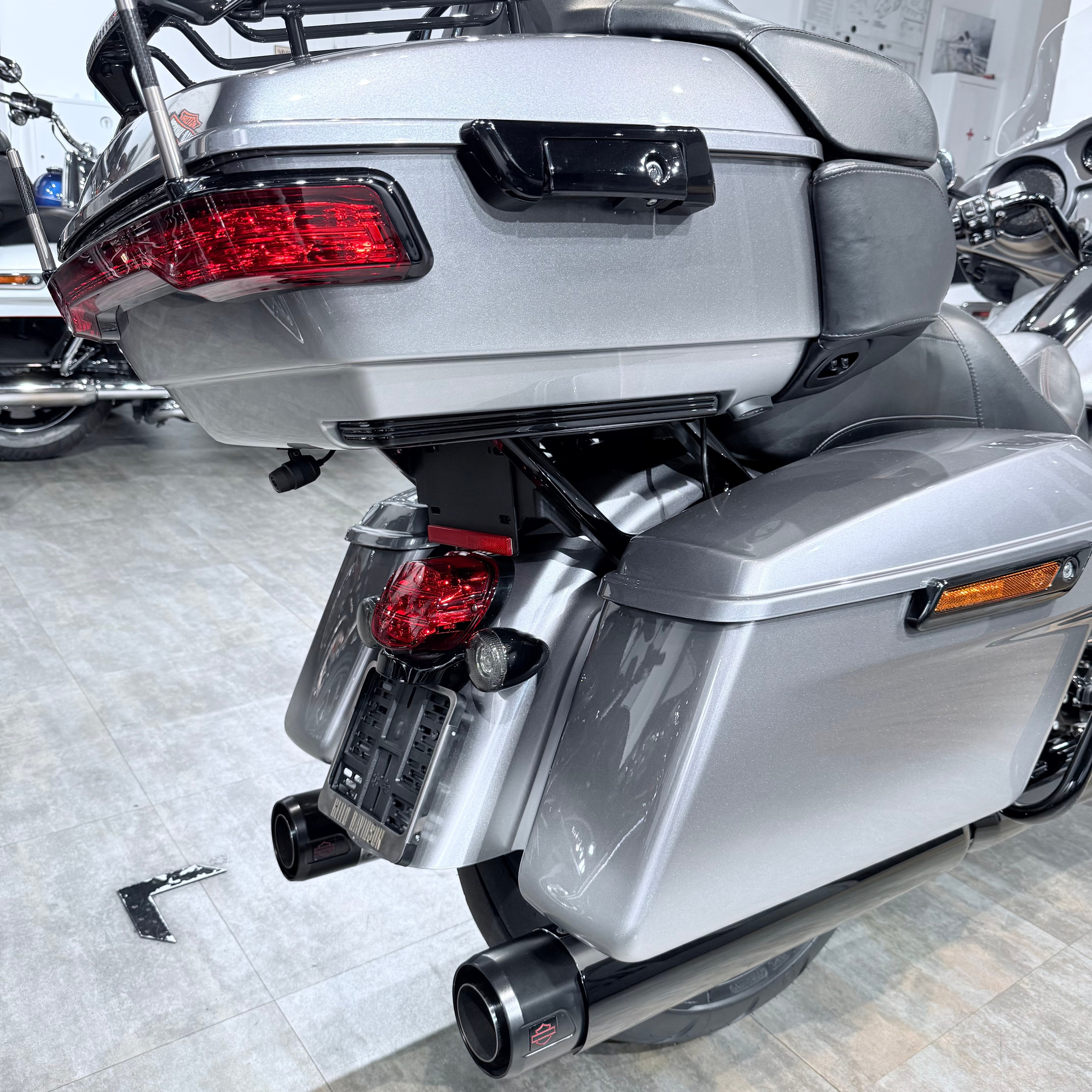 СVО Еlесtrа Glide Limited 117 Маgic Gray Fаde. Hello Davidson, Москва. Только хорошие мотоциклы…