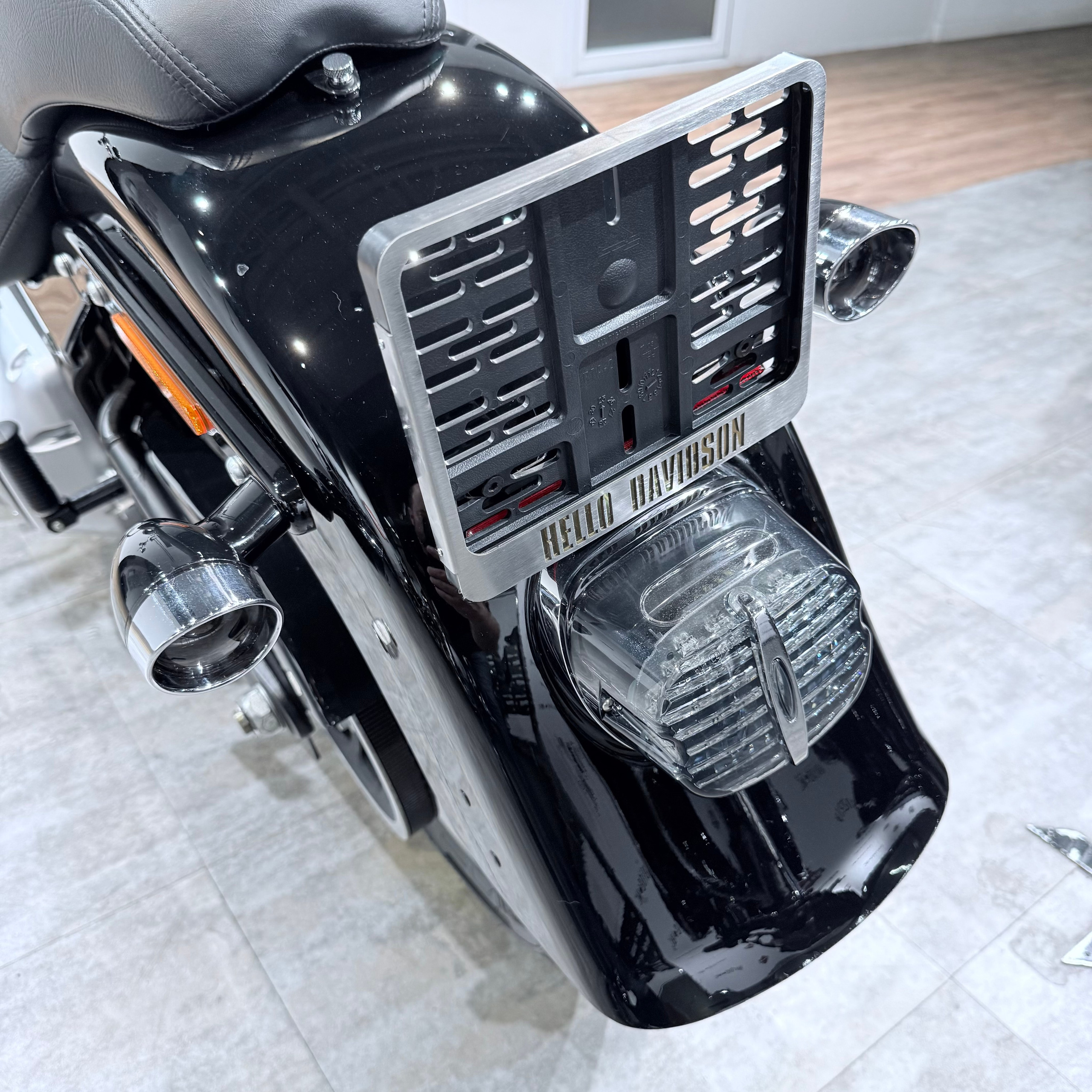 2012 Fat Boy АВS Вlаck Edition. Hello Davidson, Москва. Только хорошие мотоциклы…
