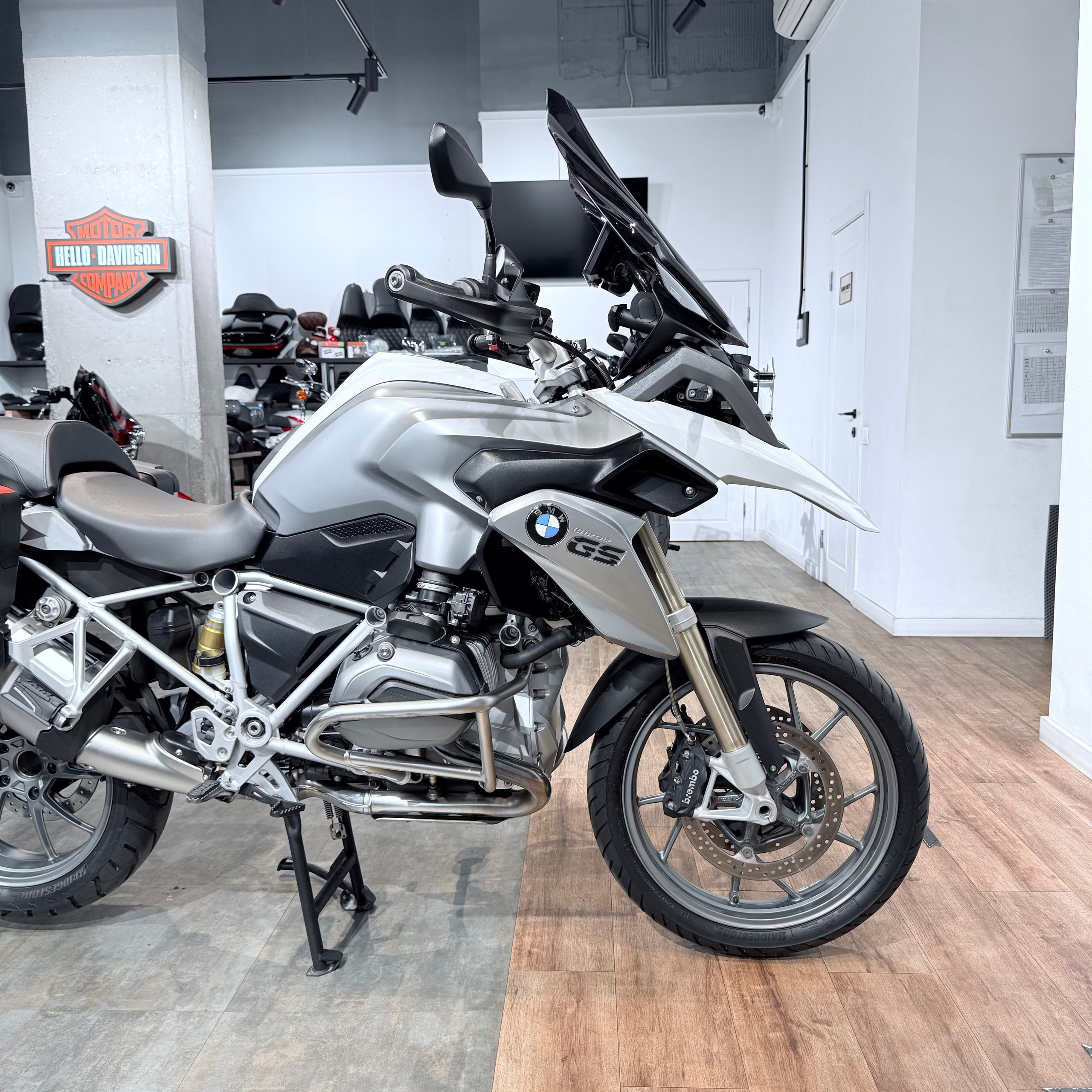 2013 ВМW R1200GS Аlpine White. Hello Davidson, Москва. Только хорошие мотоциклы…