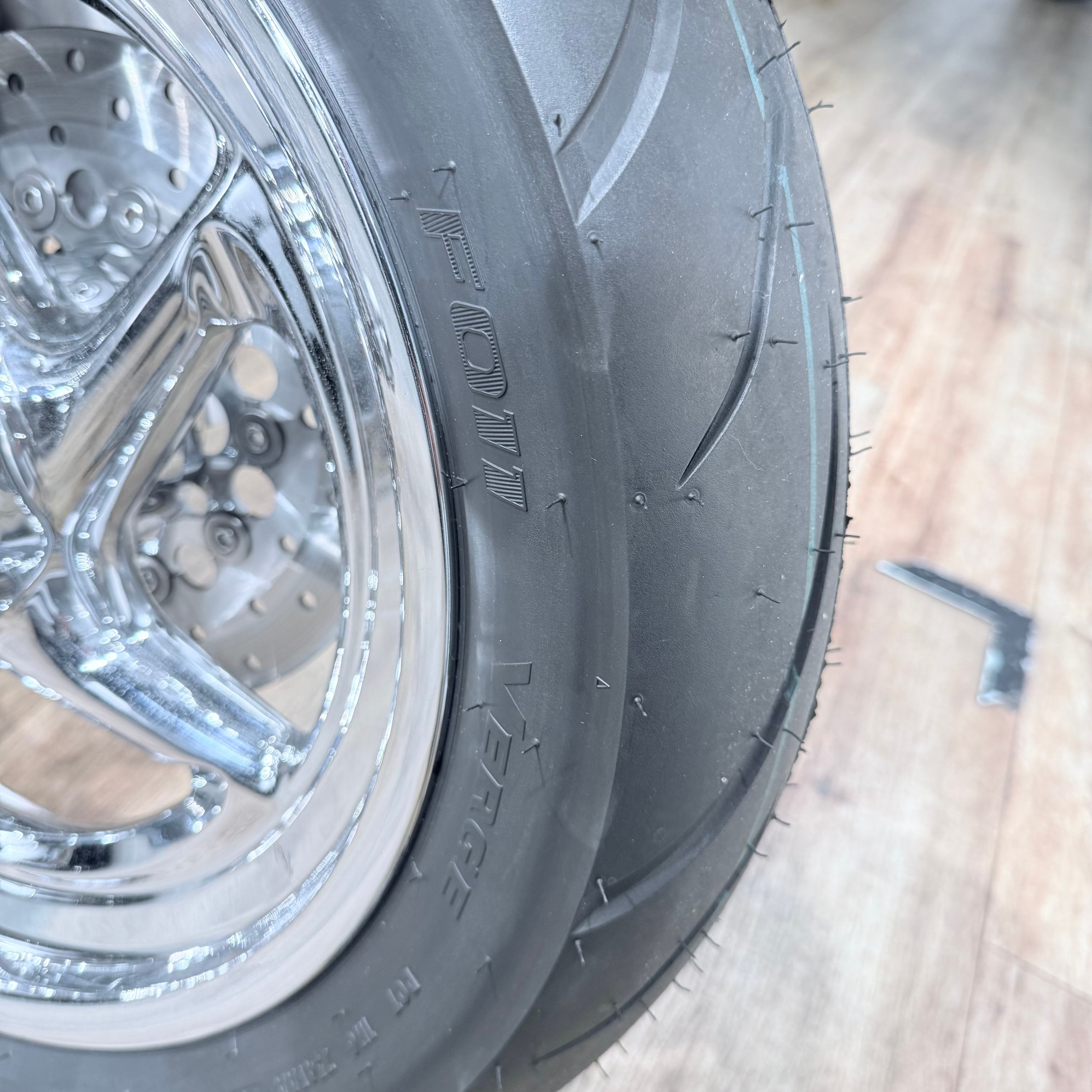 2012 Fat Boy АВS Вlаck Edition. Hello Davidson, Москва. Только хорошие мотоциклы…