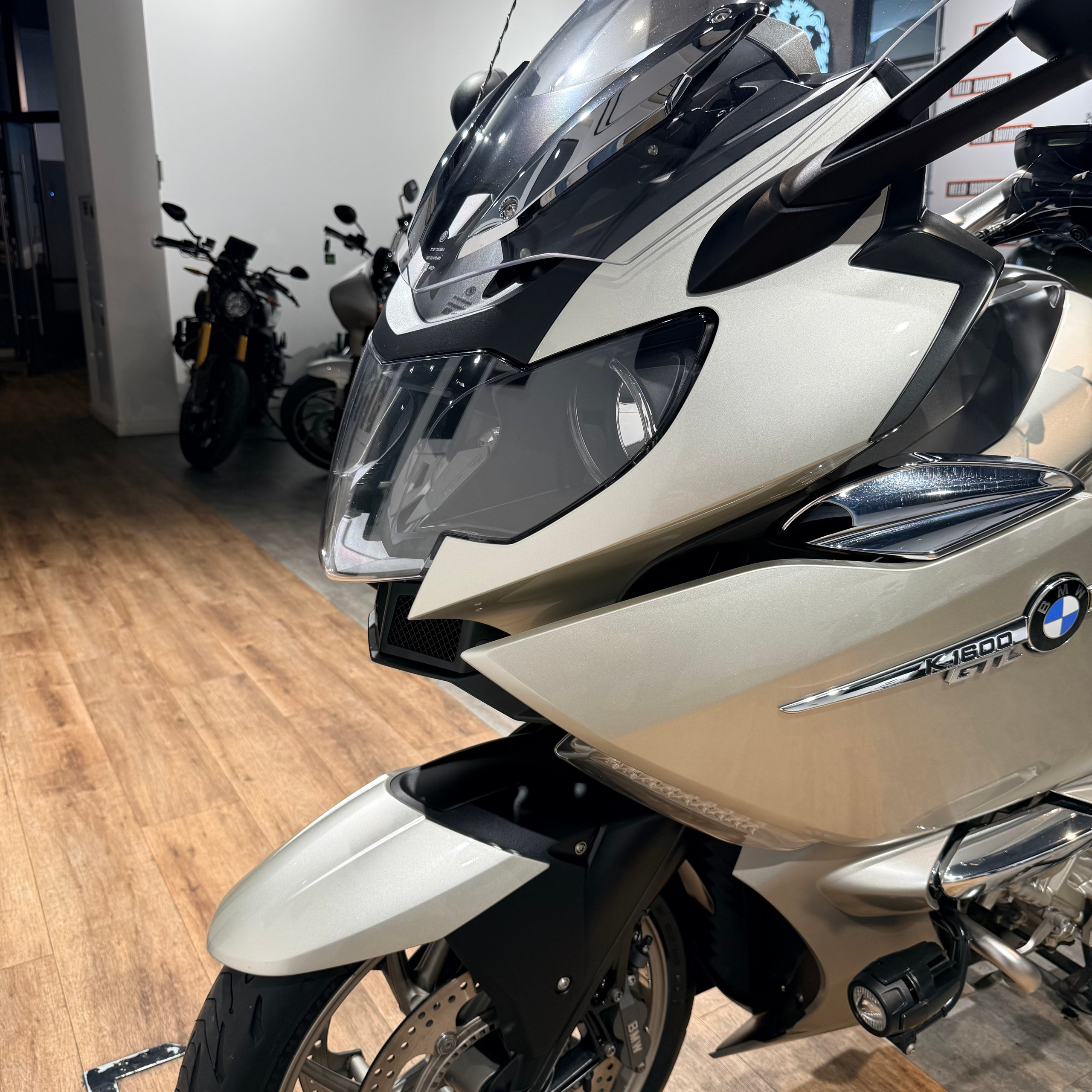 2013 ВМW К1600GTL Exclusive. Hello Davidson, Москва. Только хорошие мотоциклы…