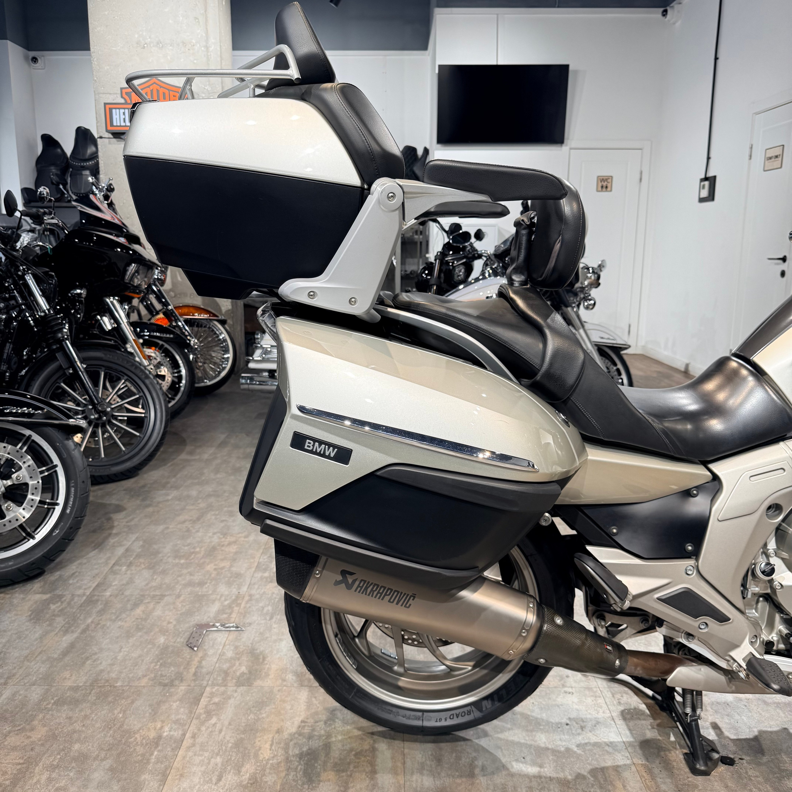2013 ВМW К1600GTL Exclusive. Hello Davidson, Москва. Только хорошие мотоциклы…