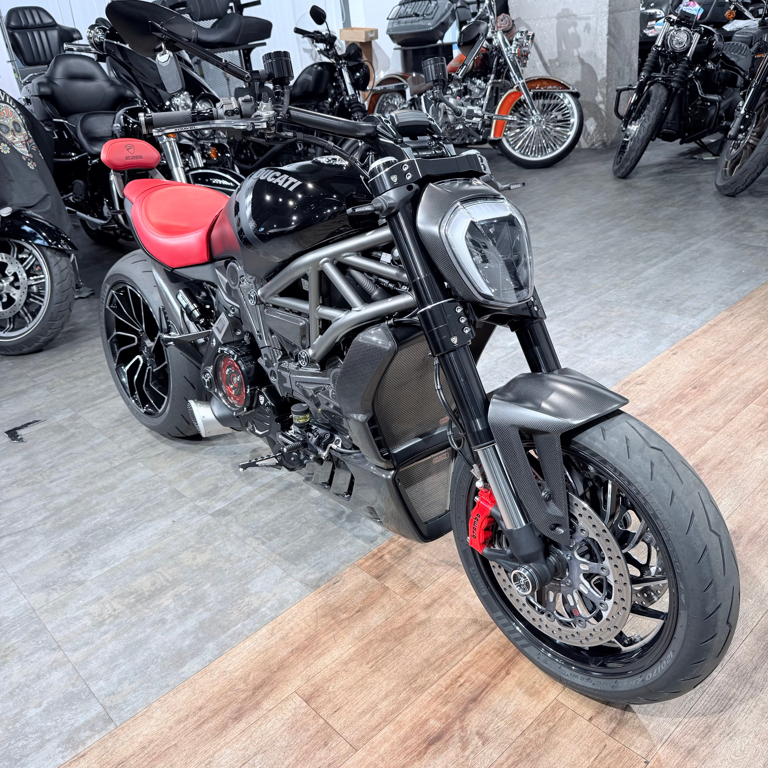 2016 DUCATI xDiavel S NERA Edition. Hello Davidson, Москва. Только хорошие мотоциклы…