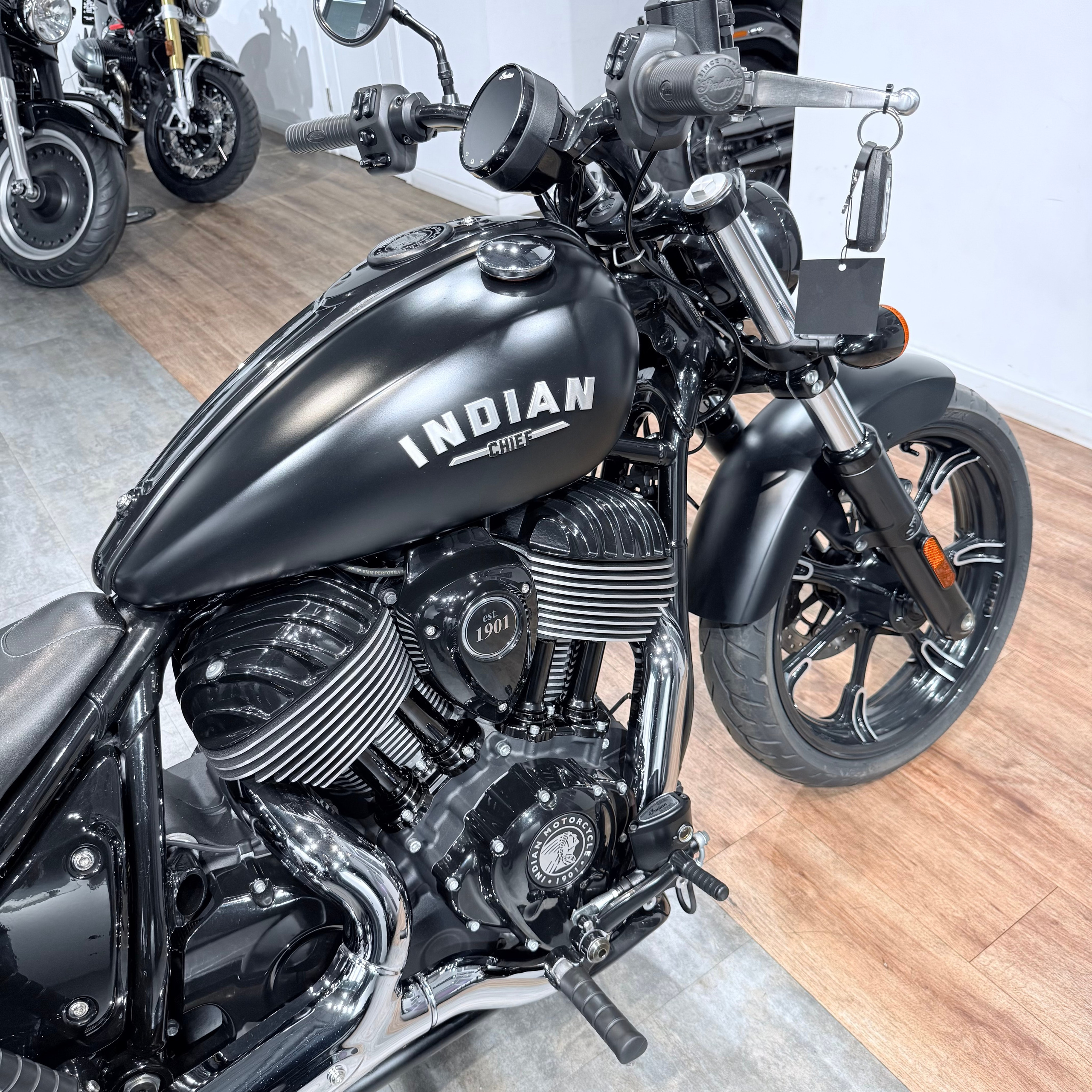 2023 INDIAN Сhiеf Вobber 116 Dark Horsе. Hello Davidson, Москва. Только хорошие мотоциклы…