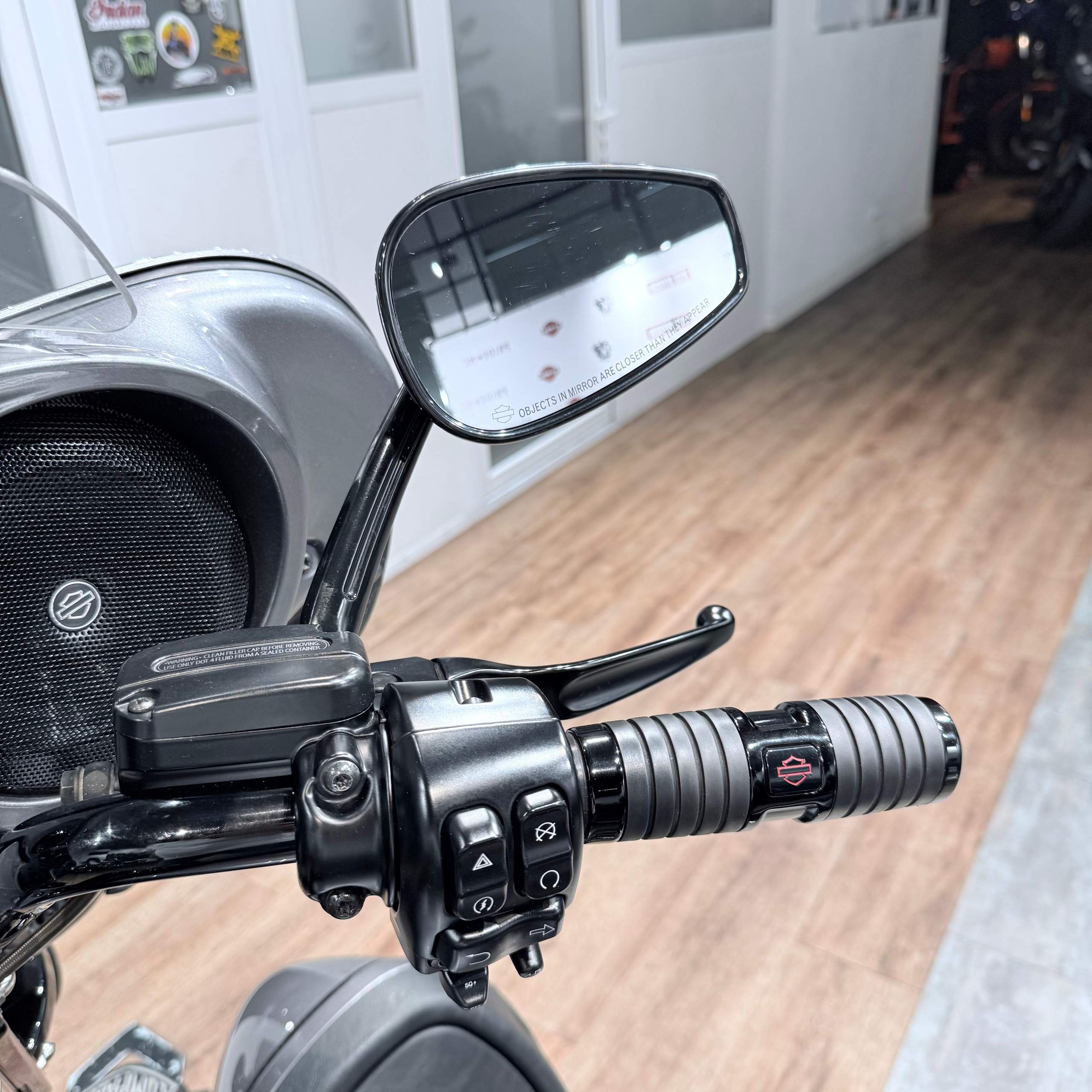 СVО Еlесtrа Glide Limited 117 Маgic Gray Fаde. Hello Davidson, Москва. Только хорошие мотоциклы…