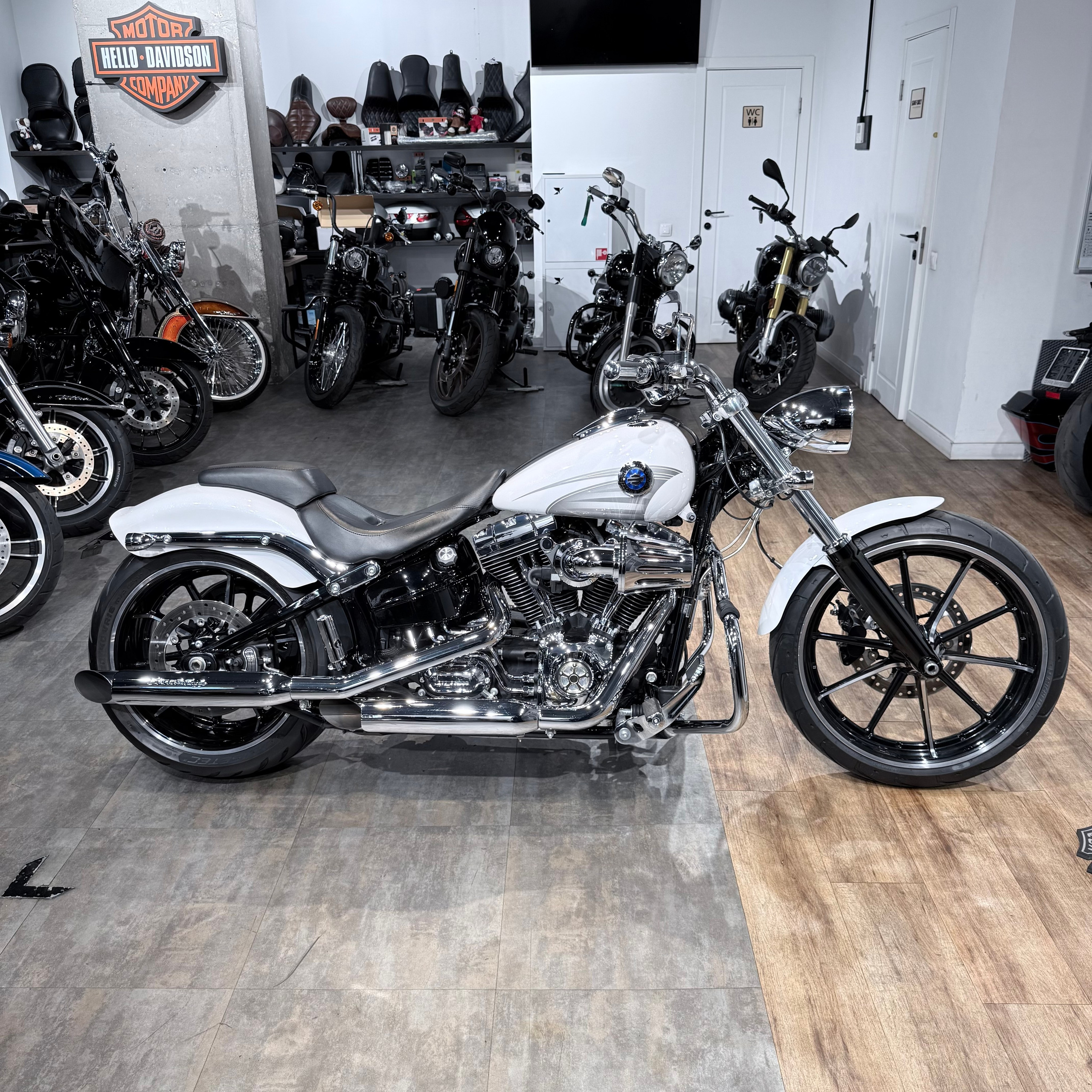 Купить Harley-Davidson Breakout, 2016, 21 760 км