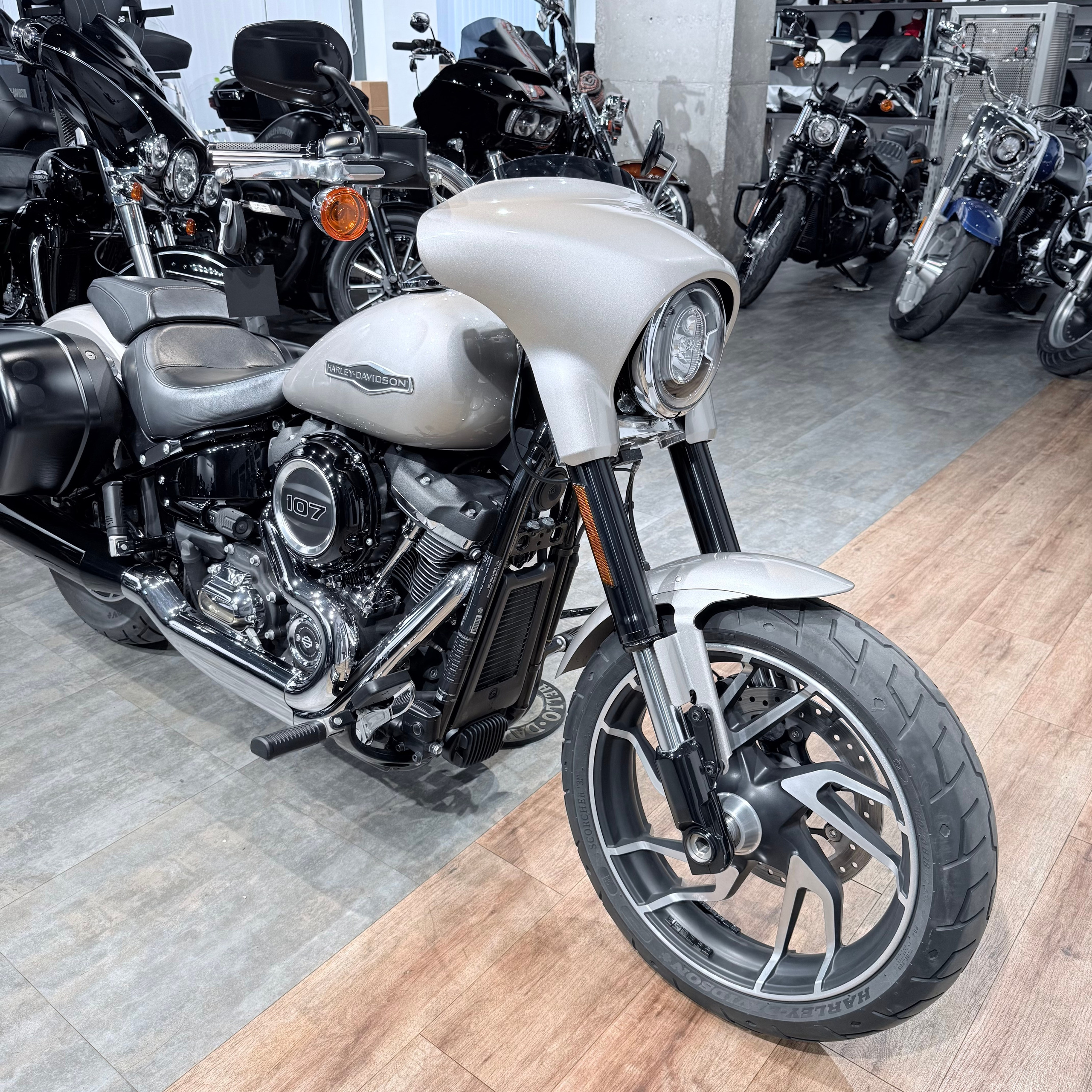 2018 Sport Glide 107 Silver Fоrtunе. Hello Davidson, Москва. Только хорошие мотоциклы…