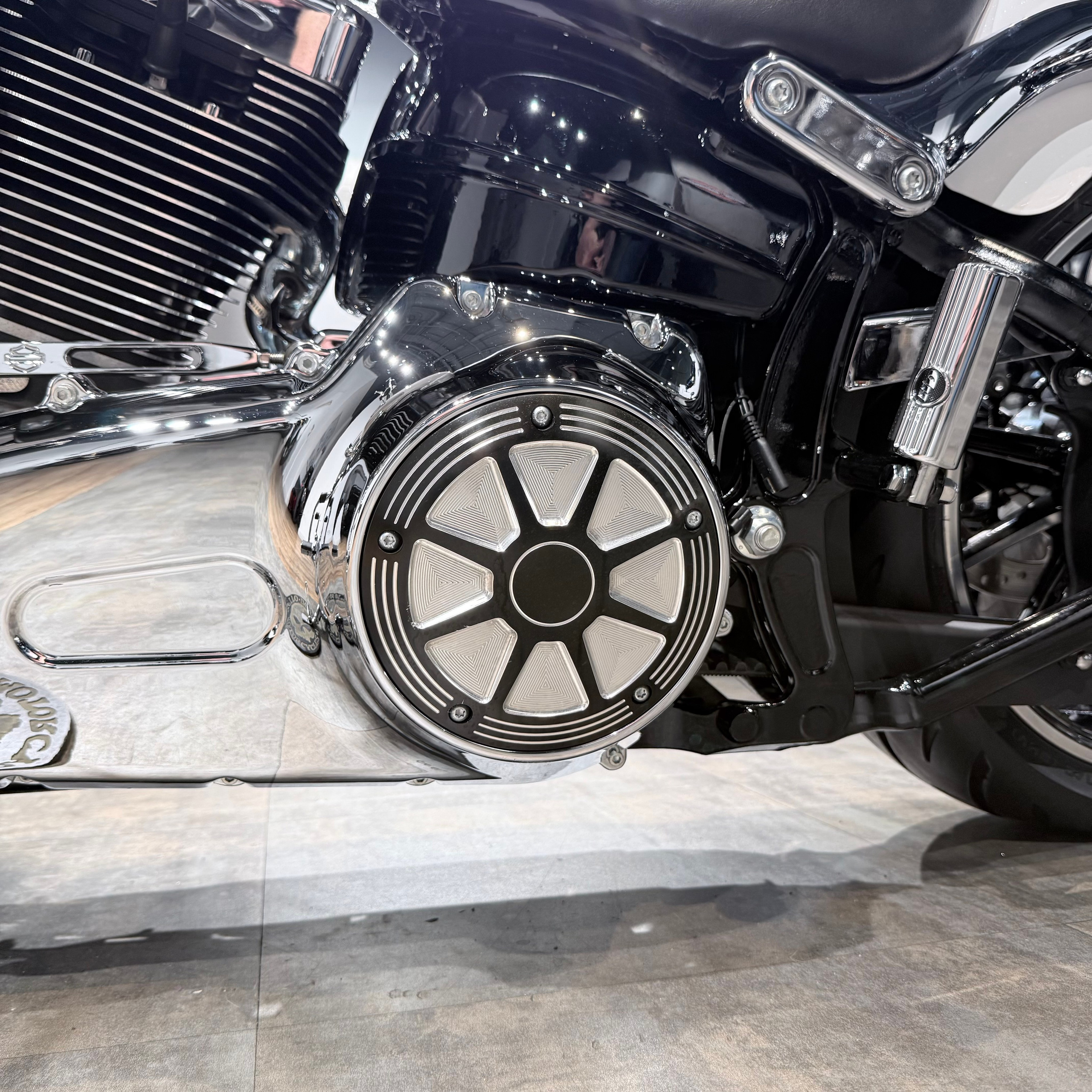 Купить Harley-Davidson Breakout, 2016, 21 760 км