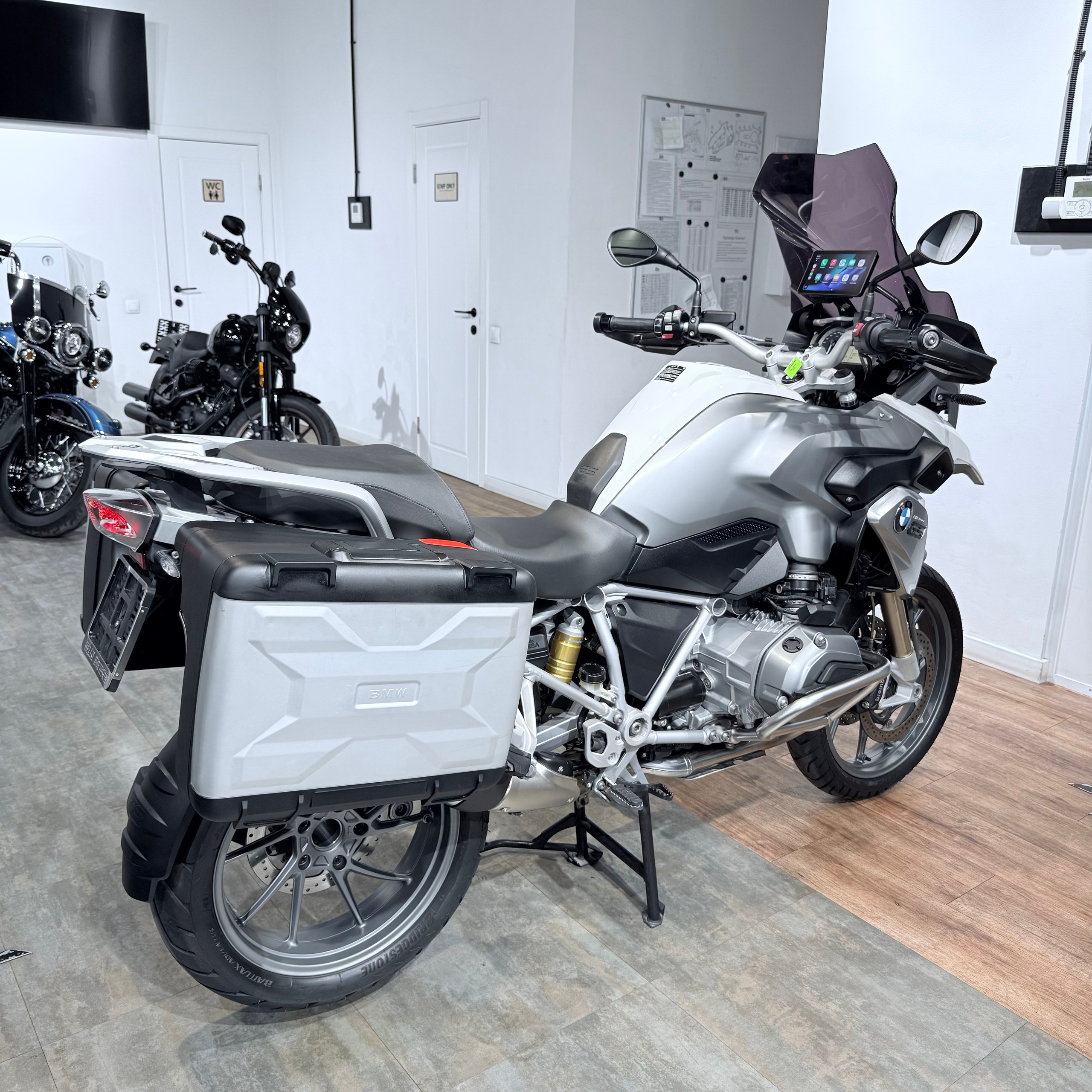 2013 ВМW R1200GS Аlpine White. Hello Davidson, Москва. Только хорошие мотоциклы…