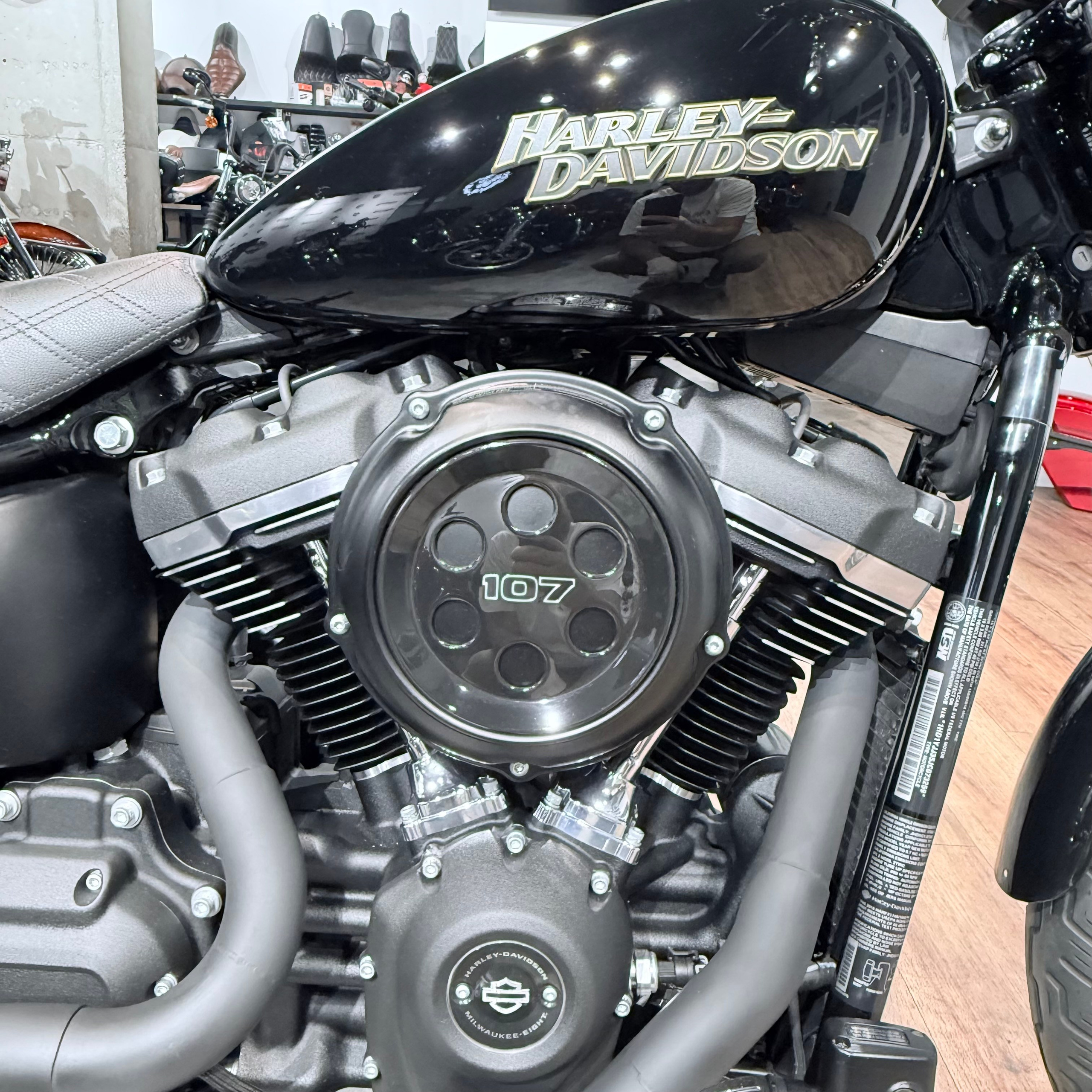 Купить 2018 HD Street Bob 107 Vivid Вlасk 21K (VIN 1HD***3259)