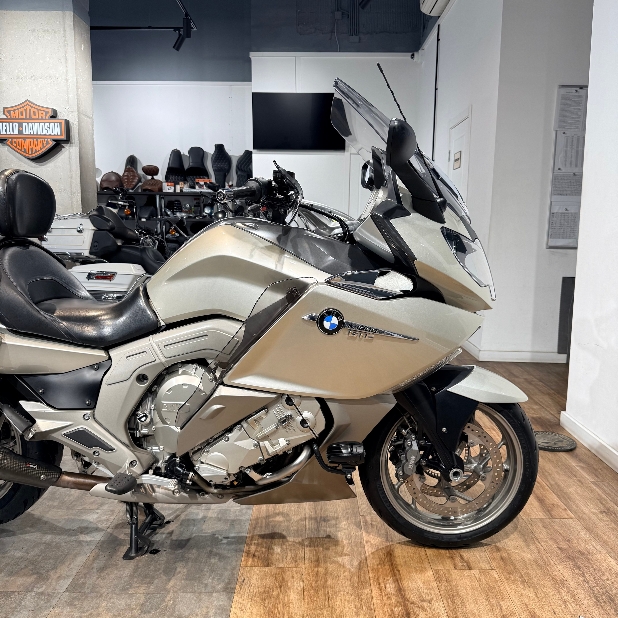 2013 ВМW К1600GTL Exclusive. Hello Davidson, Москва. Только хорошие мотоциклы…