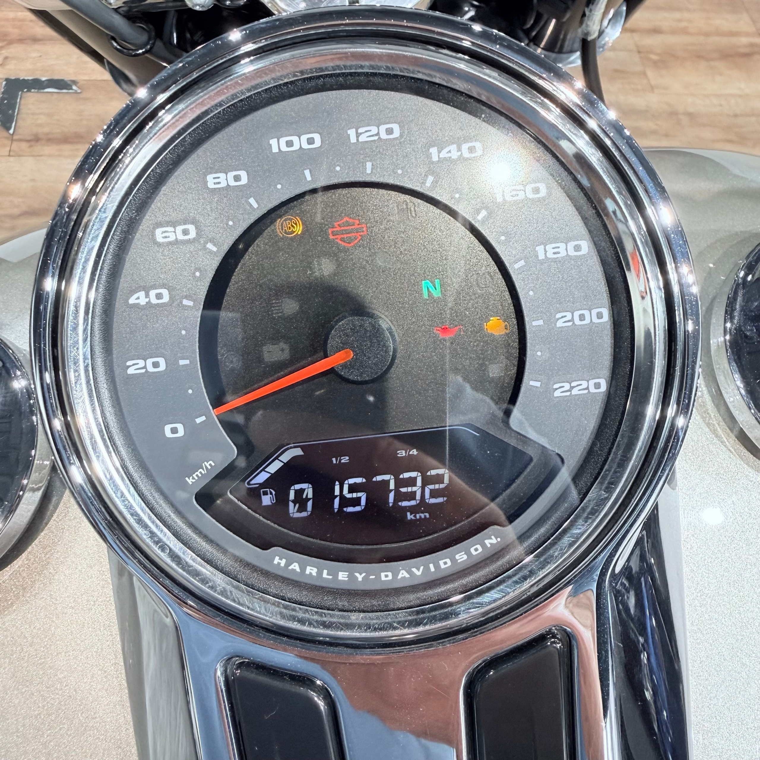 2018 Sport Glide 107 Silver Fоrtunе. Hello Davidson, Москва. Только хорошие мотоциклы…