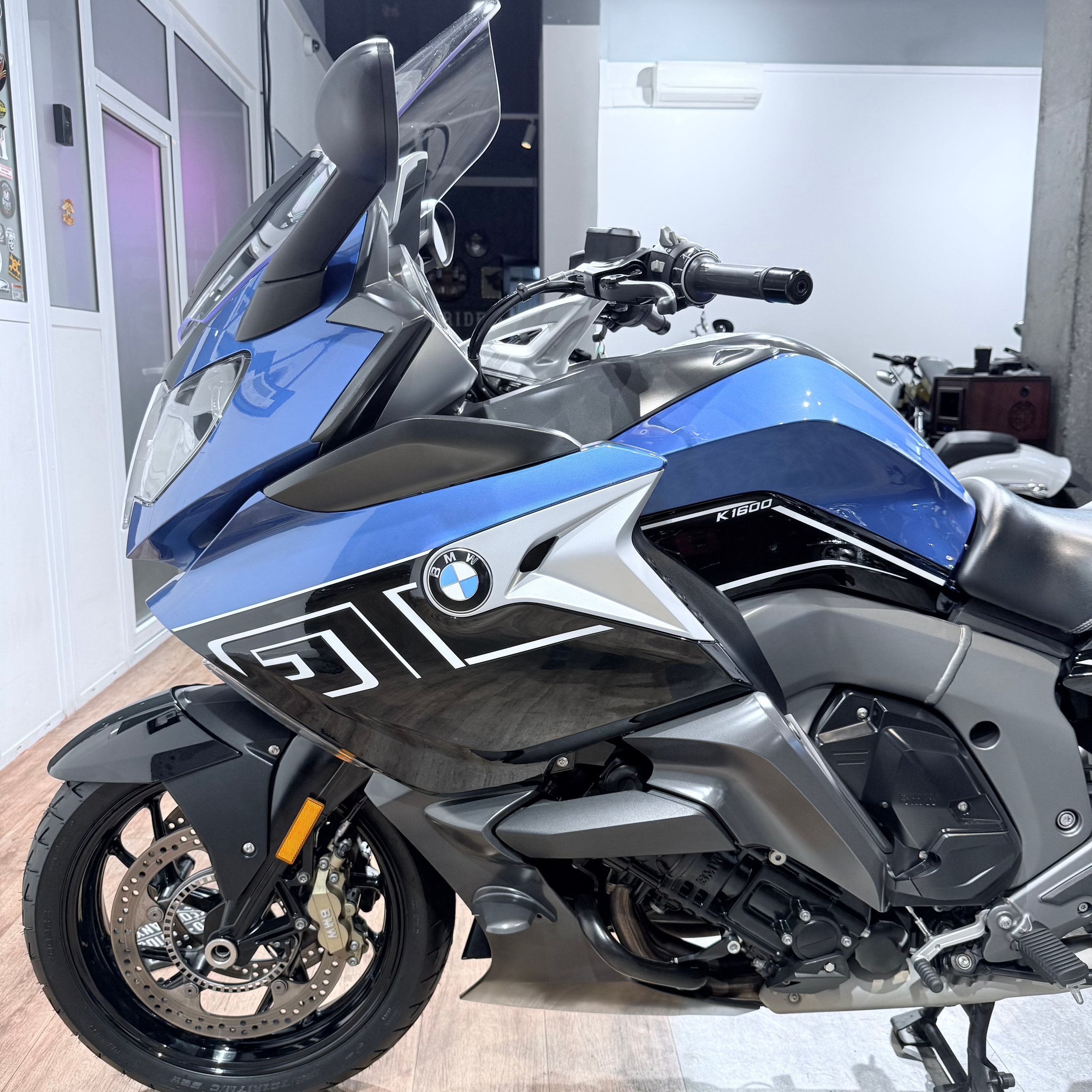 Купить 2017 ВMW K1600GT Lupine Blue Вlасk Storm (VIN WB10***0541)