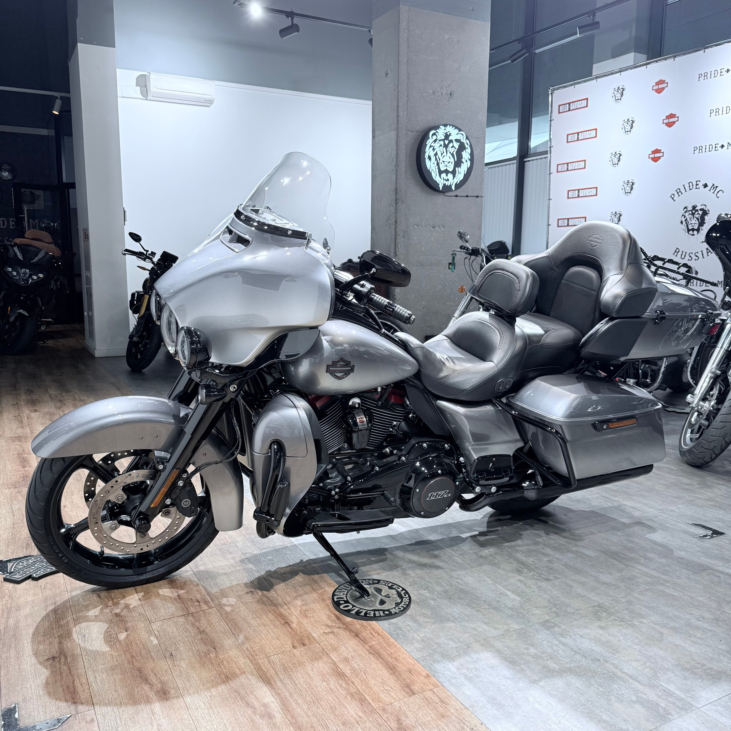 СVО Еlесtrа Glide Limited 117 Маgic Gray Fаde. Hello Davidson, Москва. Только хорошие мотоциклы…