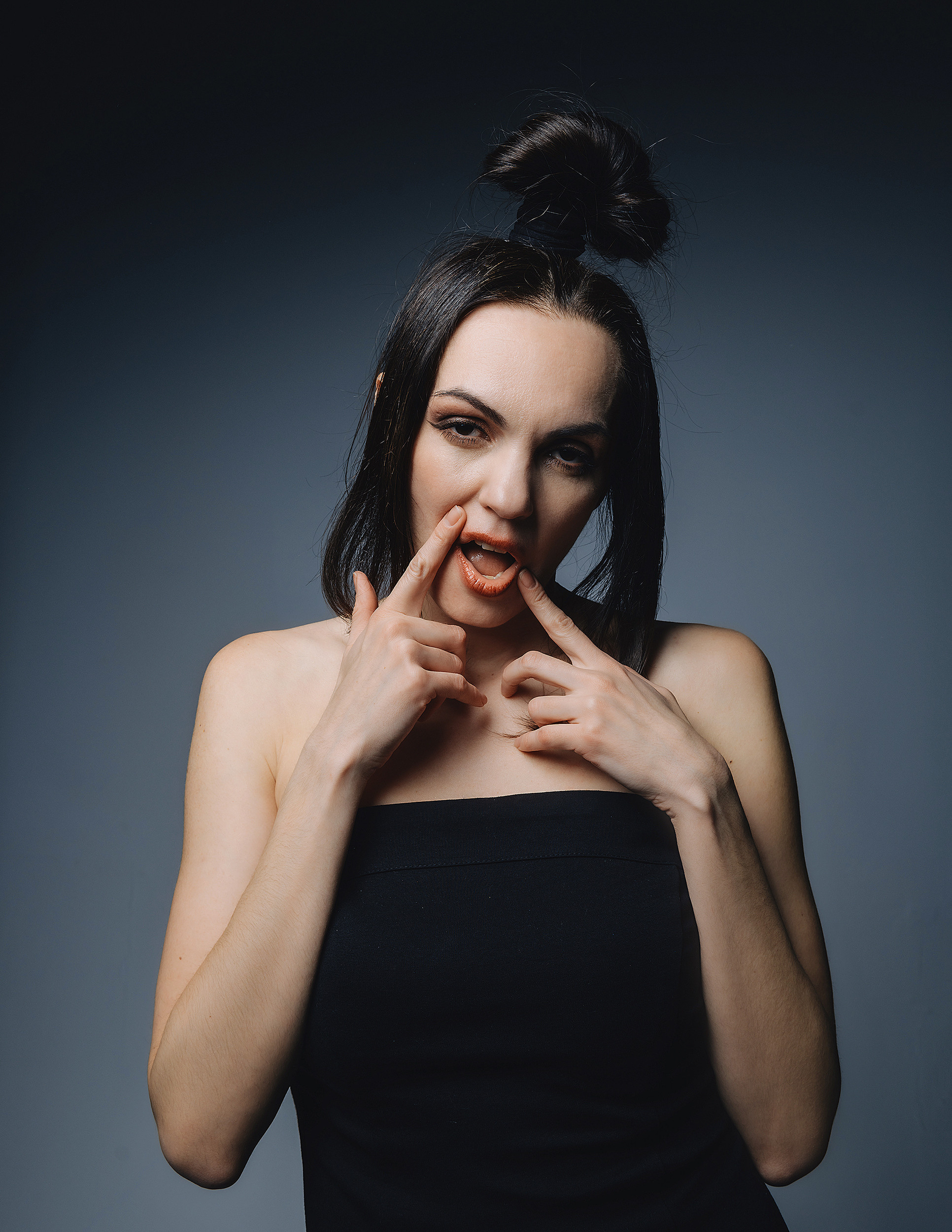 Лина, серия «Fallen Drop». Коваленко Светлана, фотограф в Москве. Концерты, события и люди