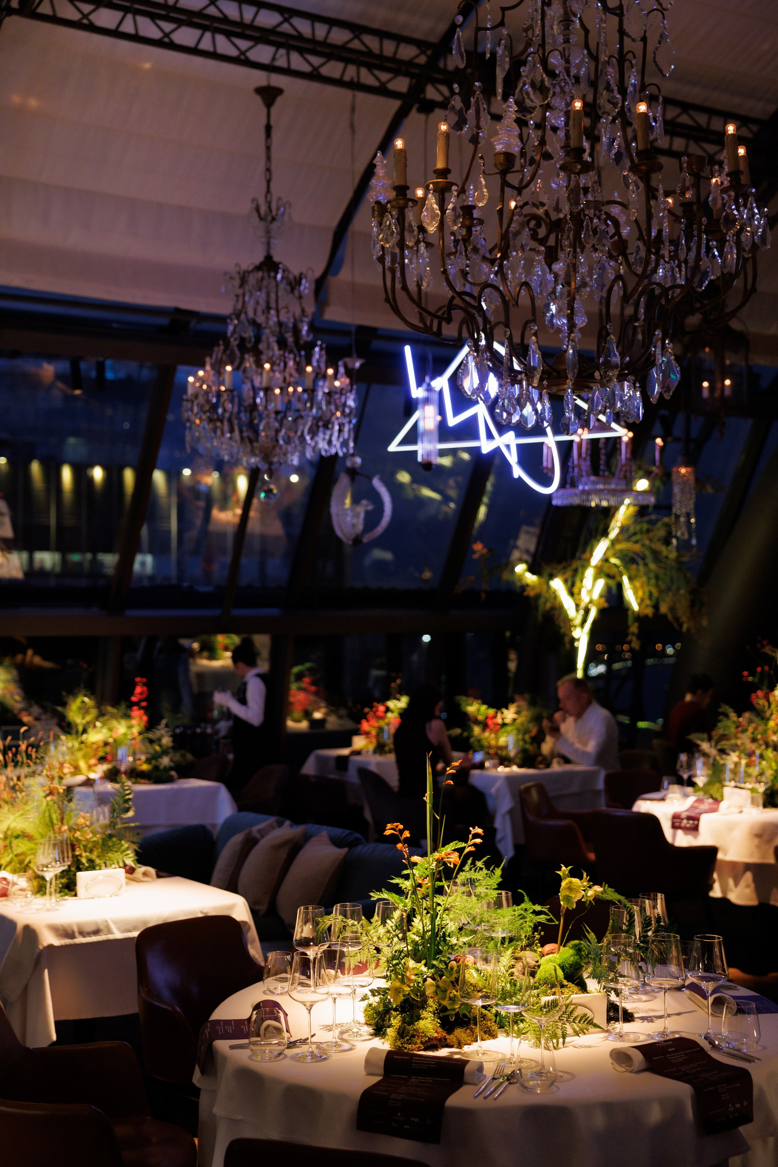 День Рождения ресторана «White Rabbit». «Птичка на проводе»: информационный портал в Москве