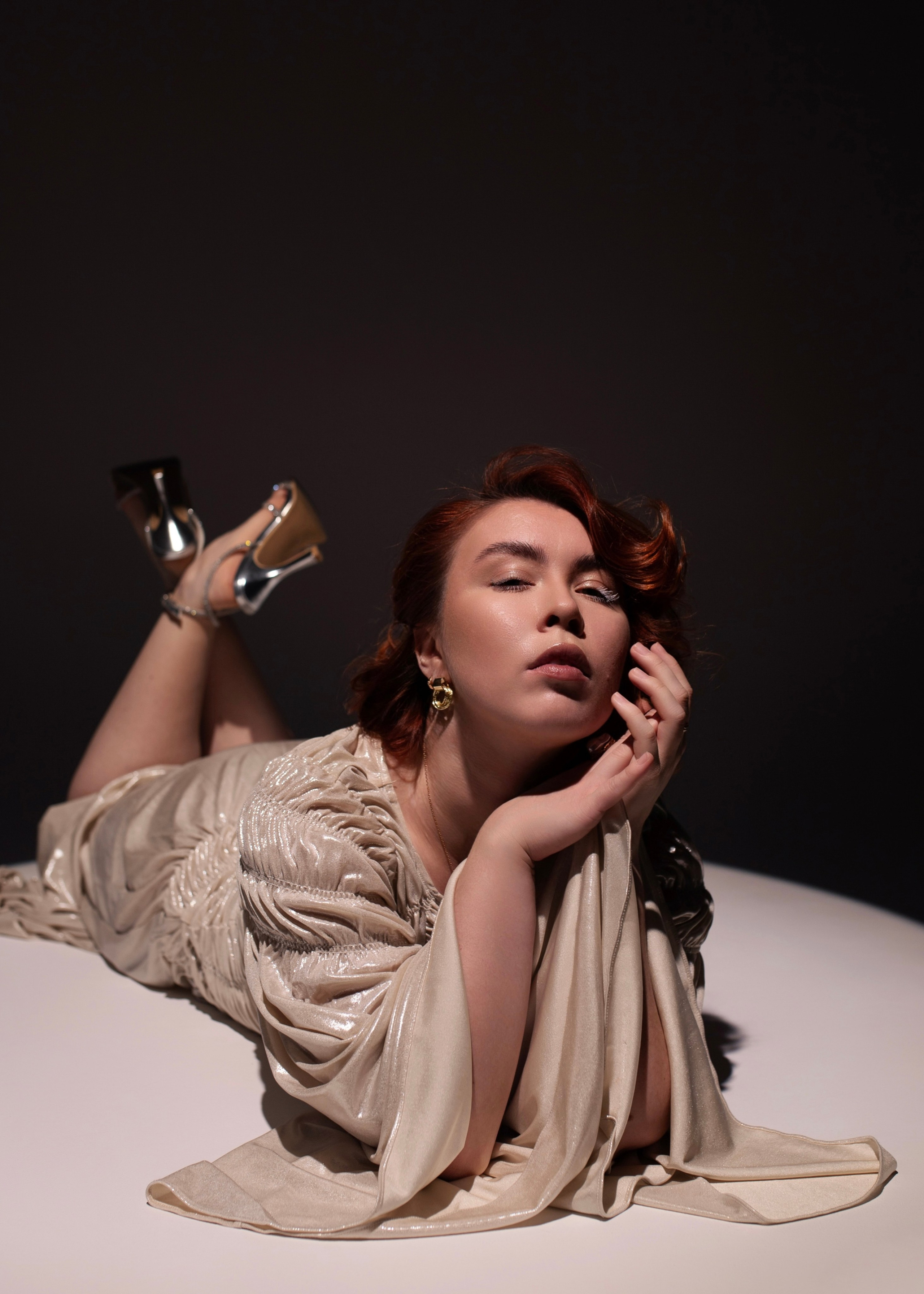 Студийная индивидуальная фотосессия. Фотостудия в Балашихе Железнодорожный — почасовая аренда, бронь онлайн