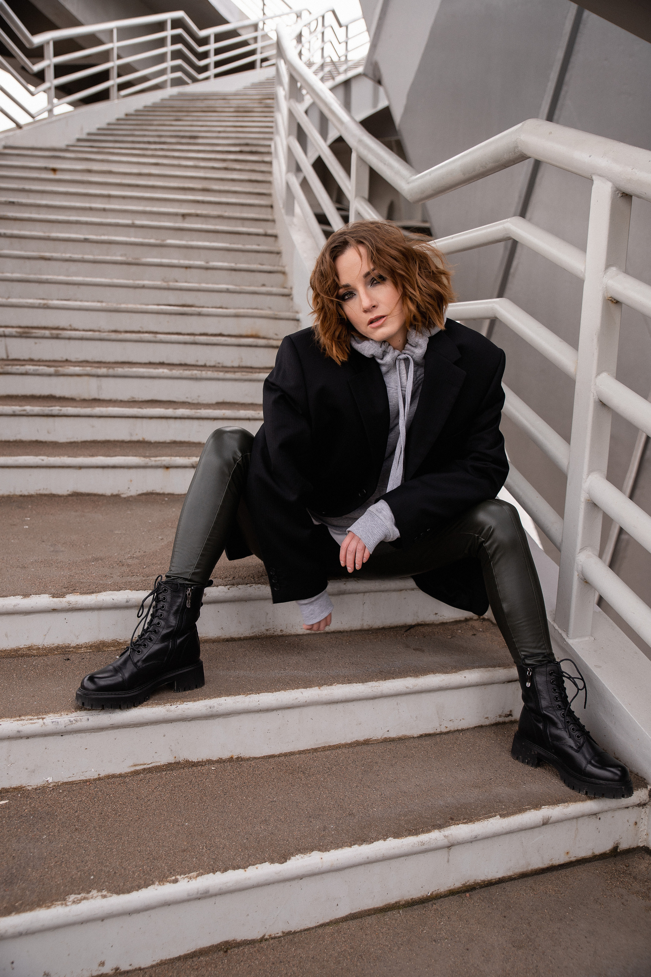 Девушка на мосту. Катерина Растокина фотограф в Санкт-Петербурге