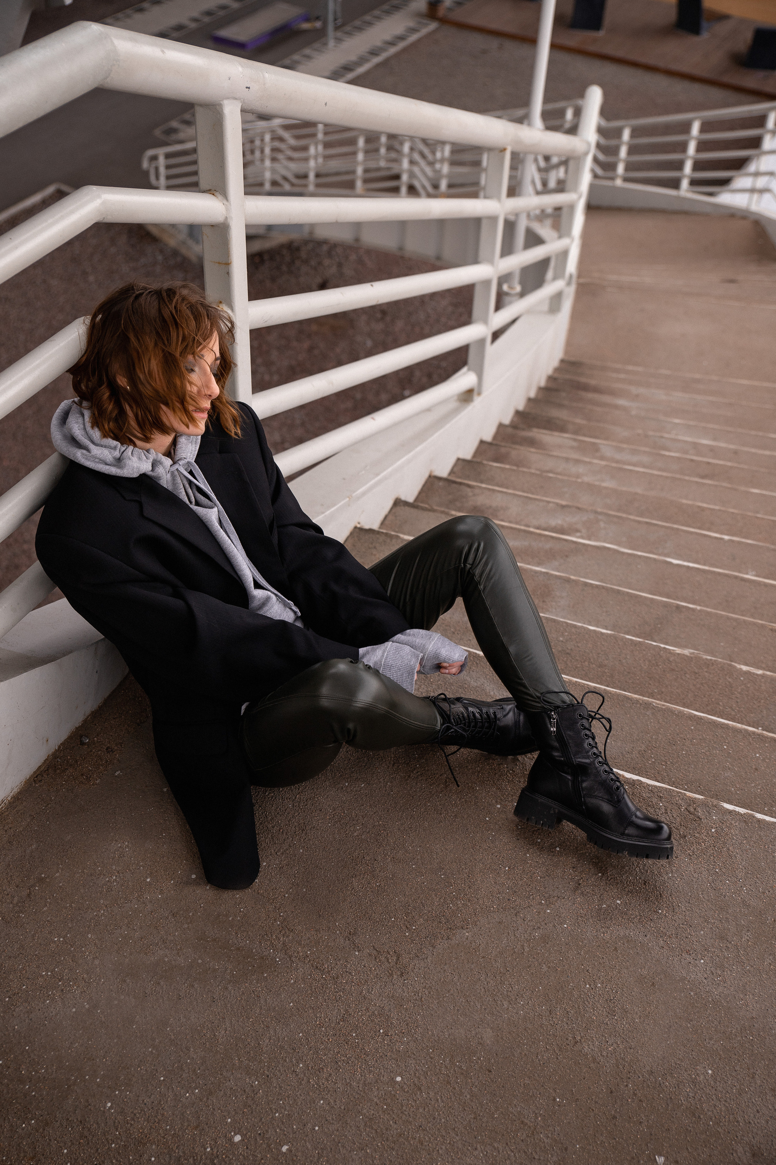 Девушка на мосту. Катерина Растокина фотограф в Санкт-Петербурге