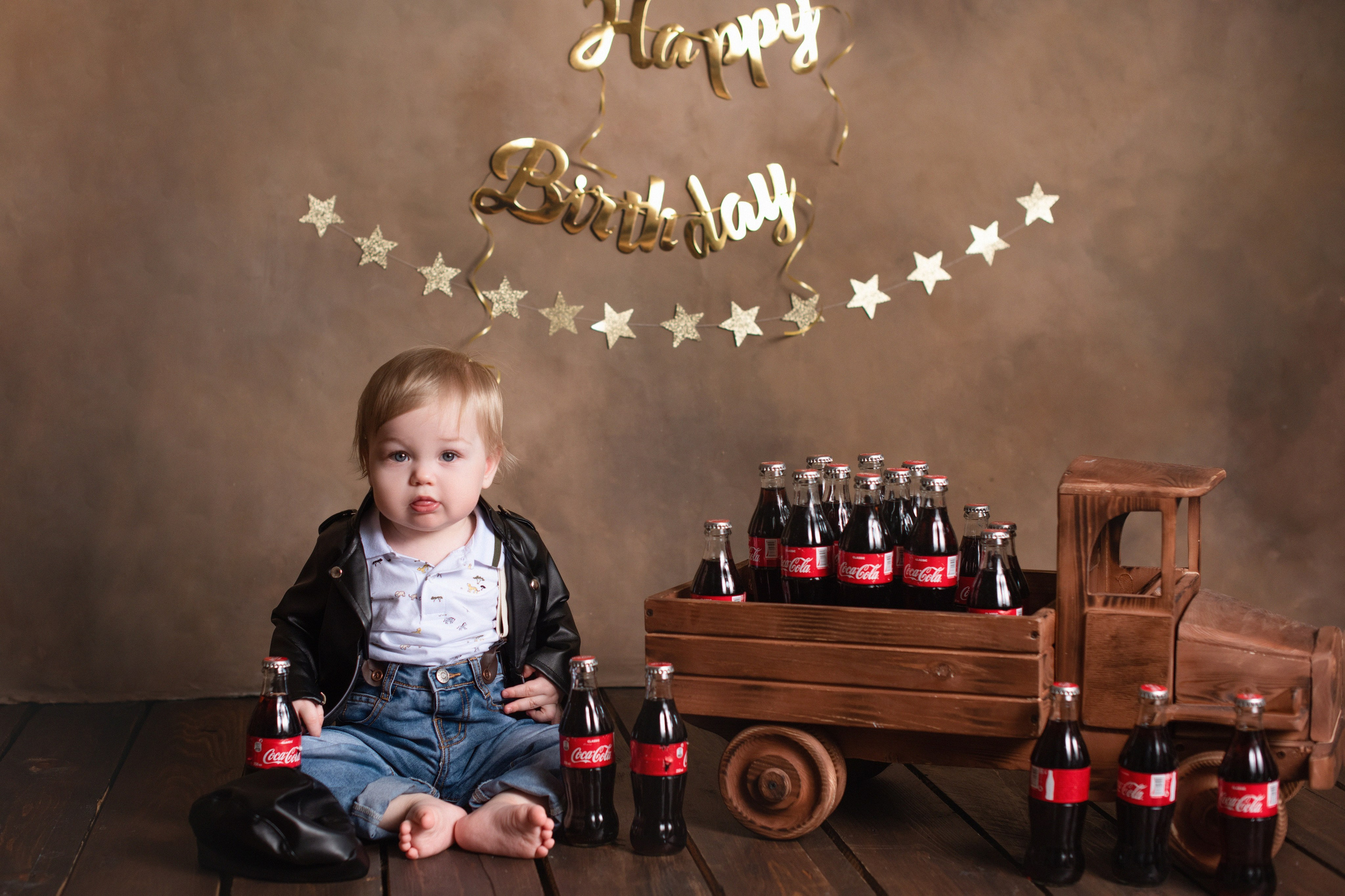 Доп. фотозоны на годики с шарами. Фотограф Новорожденных во Владивостоке Ольга Галаницкая